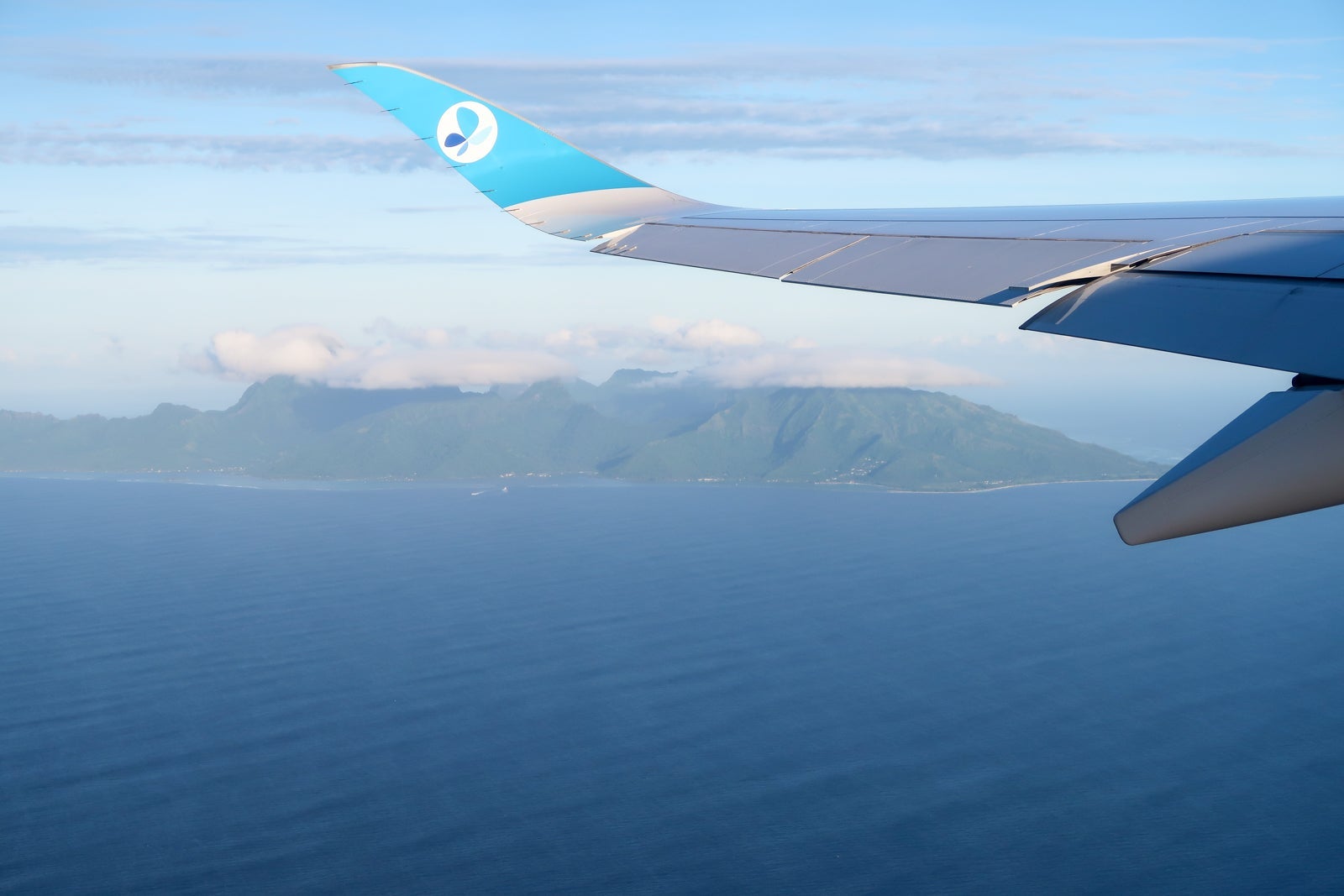 French Bee views of islands