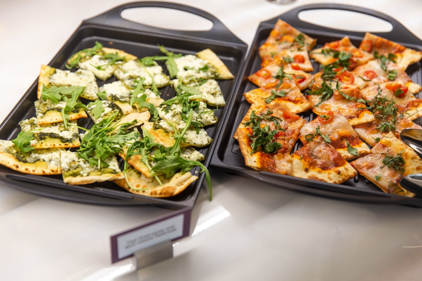 United Club LGA Terminal B