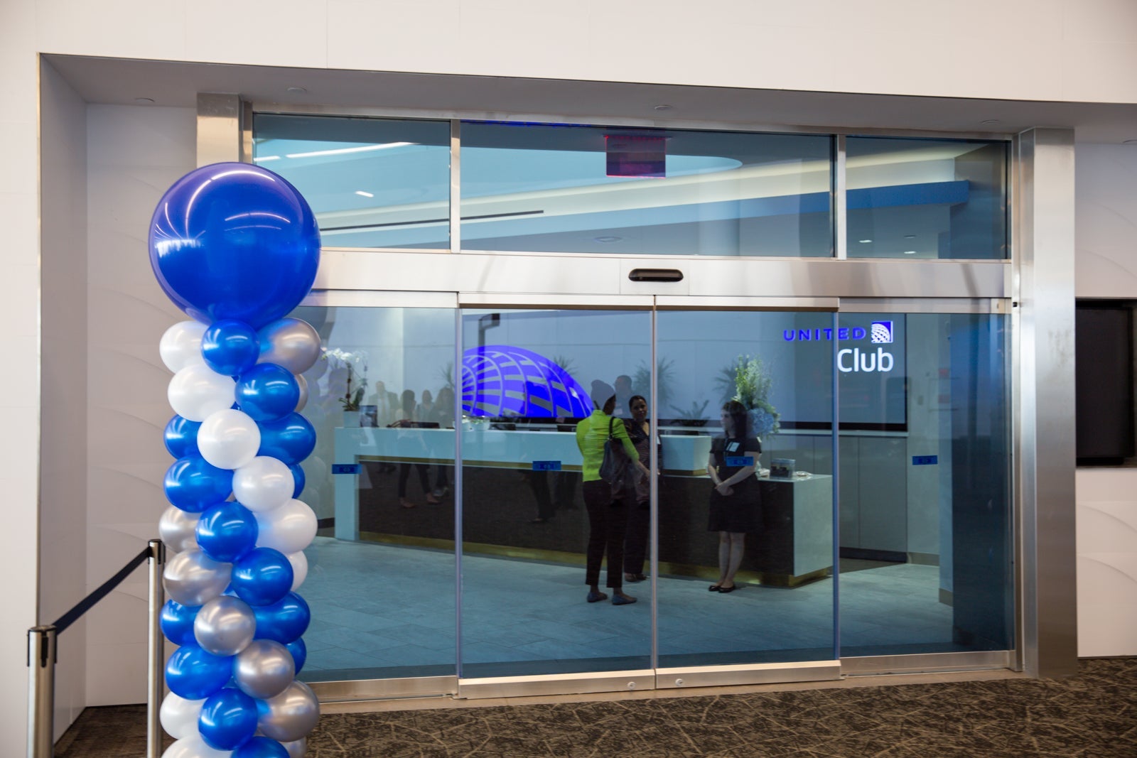 United Club LGA Terminal B