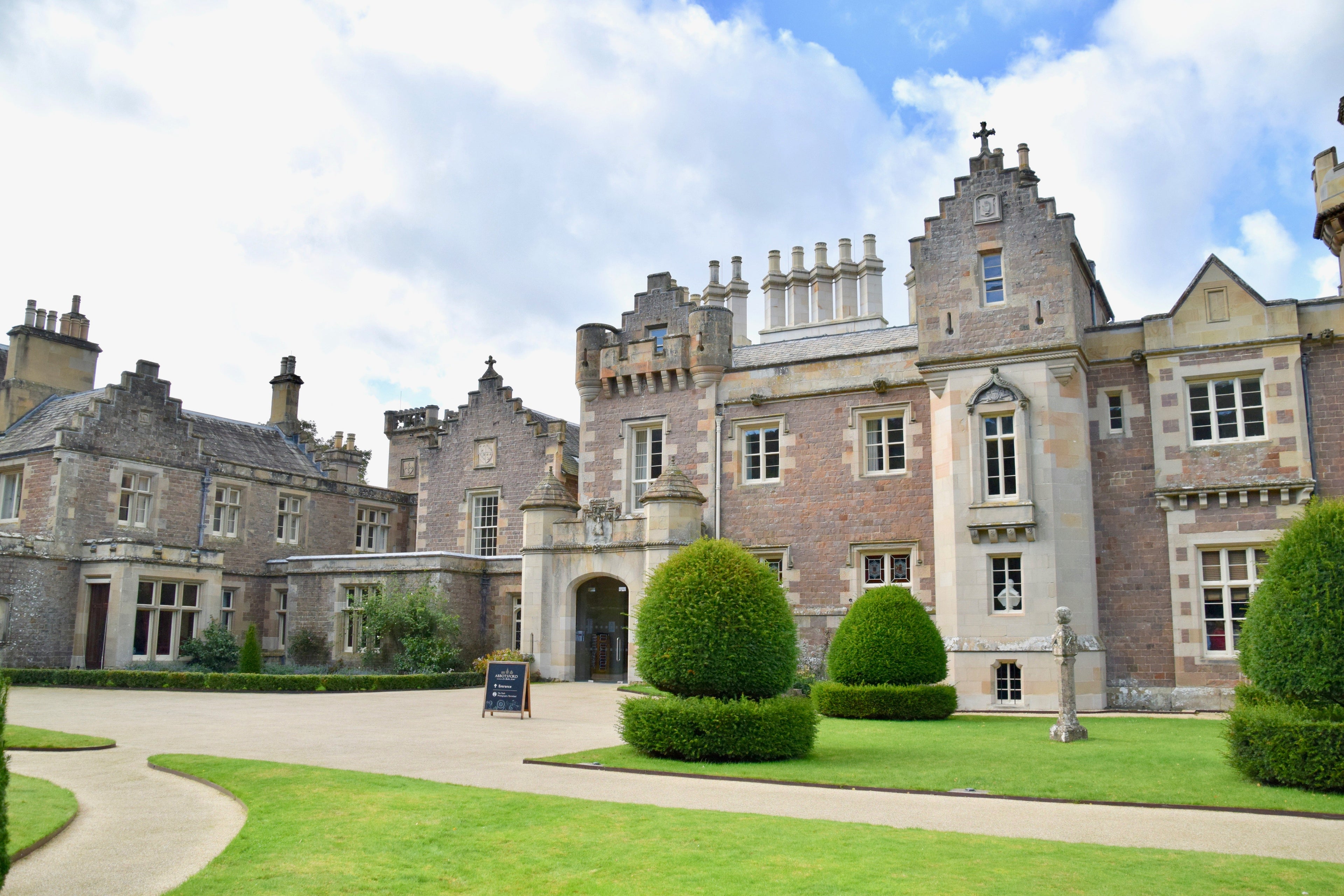Abbotsford Manor in Scotland was the home of Sir Walter Scott.