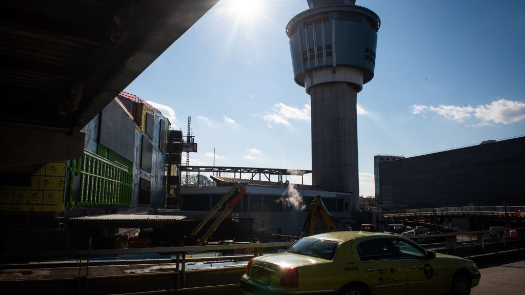 LaGuardia Inbound Flights Temporarily Halted As Shutdown Crimps FAA