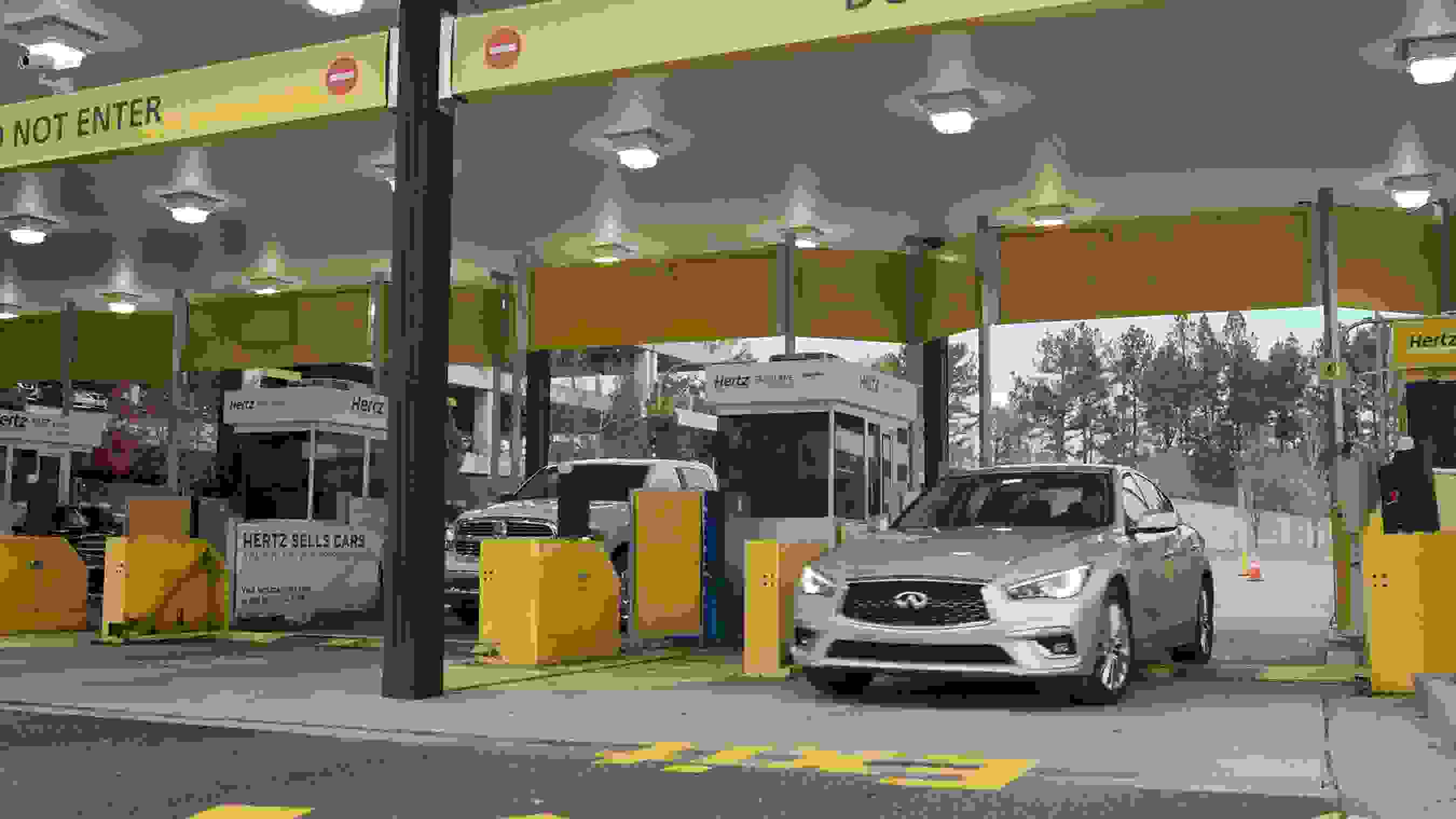 hertz clear parking lot car rental