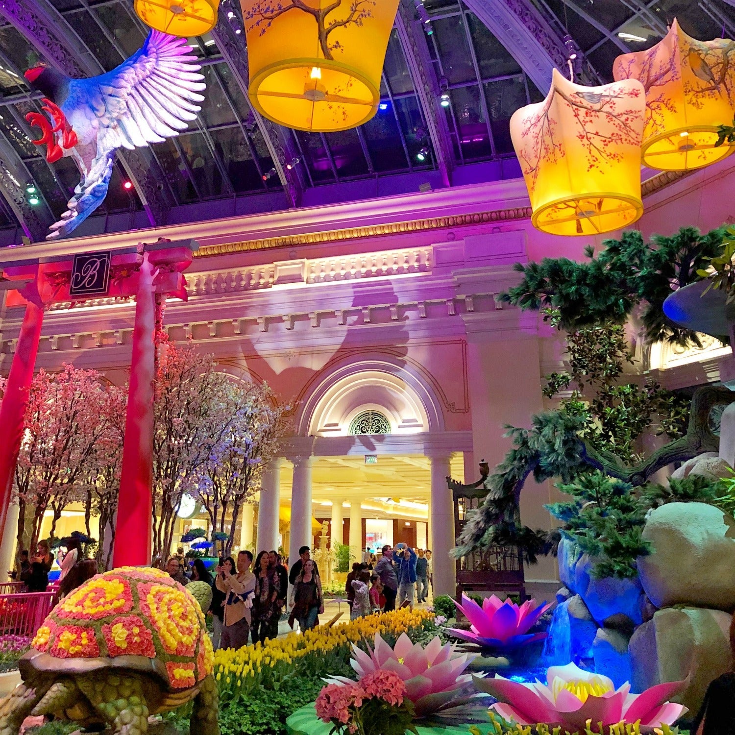 Las Vegas with kids - Free Bellagio Conservatory