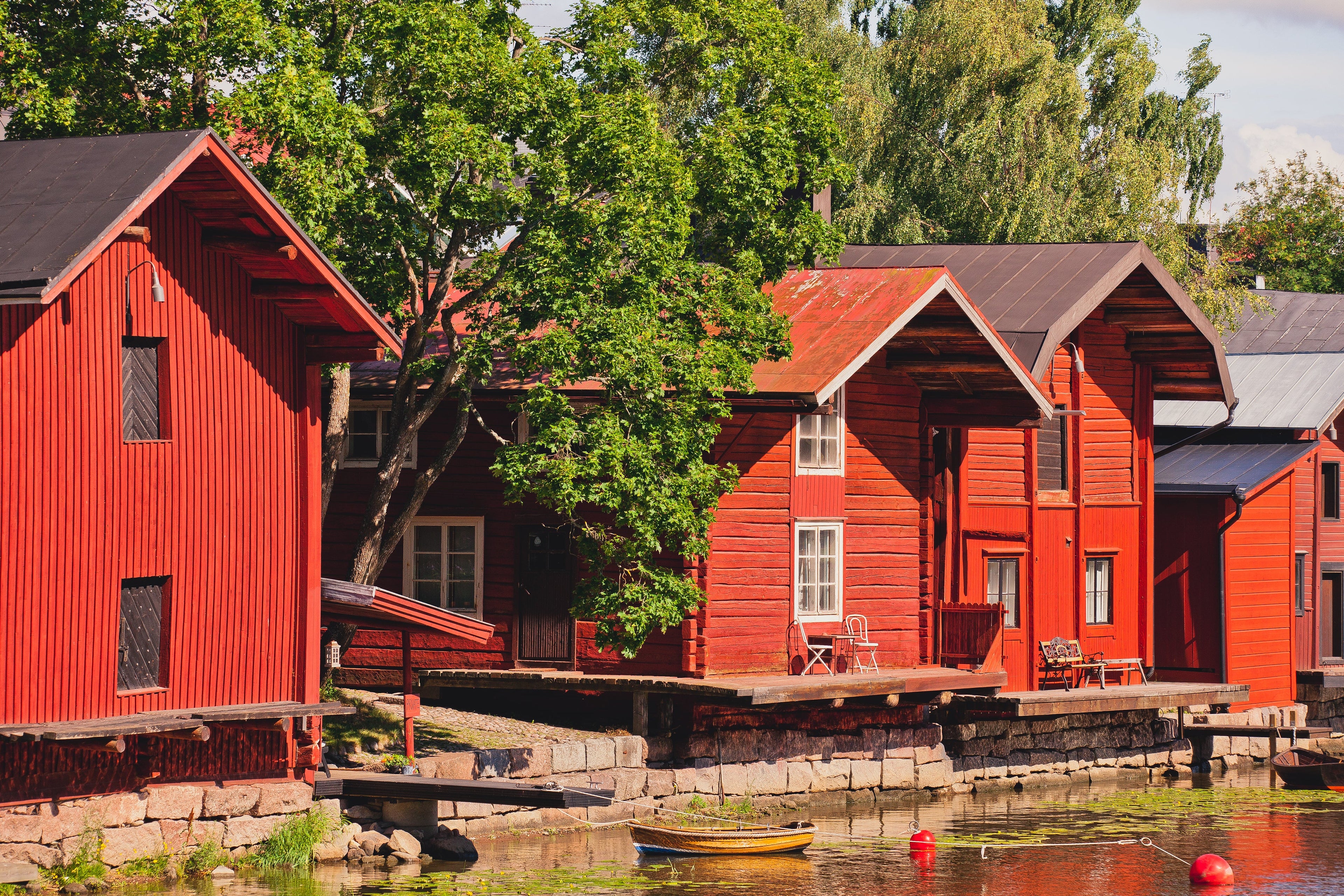 The signature red buildings in Porvoo were originally built as warehouses in the 1800's. (Photo credit: Jussi Hellsten)