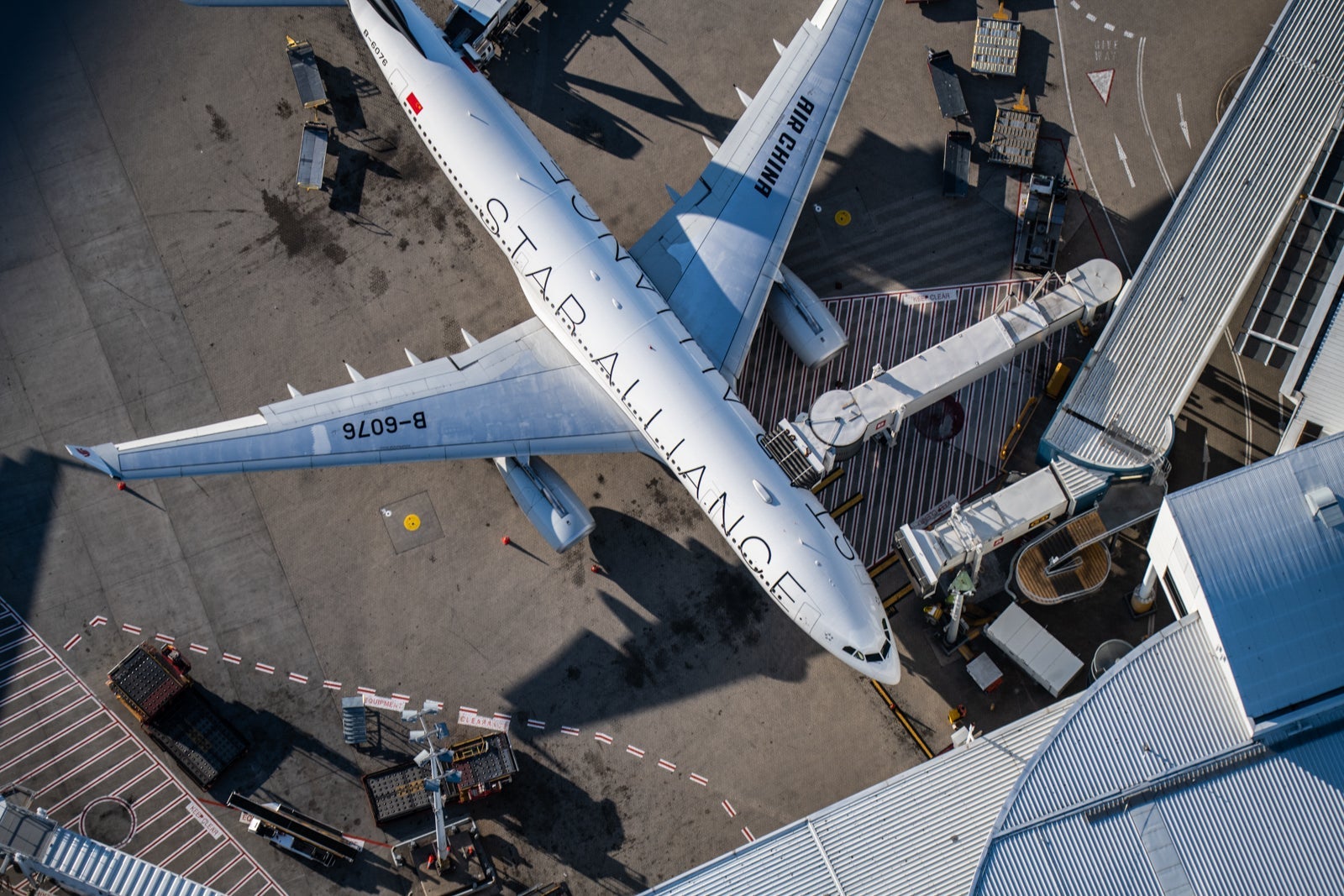 Air-China-A330-at-Sydney-Airport-SYD