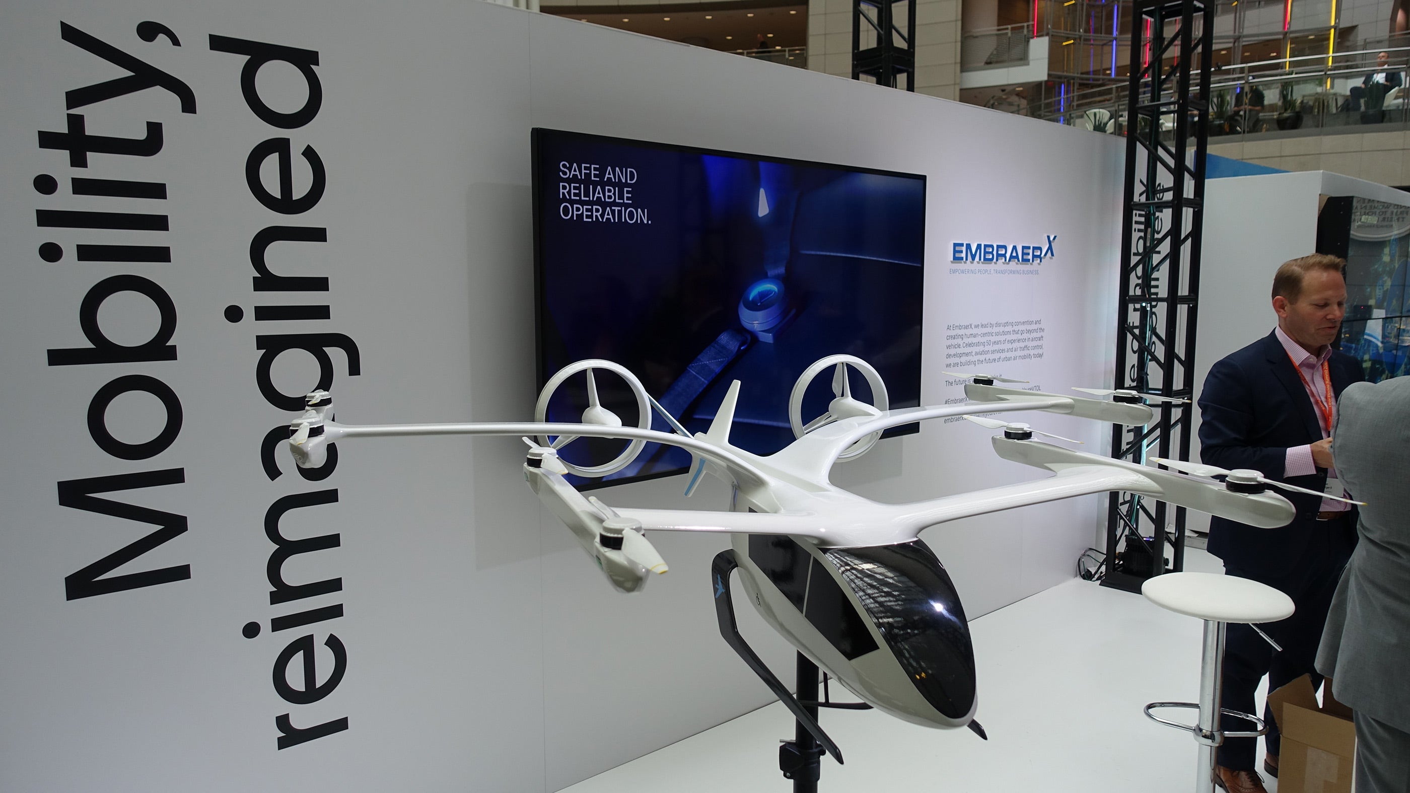EmbraerX-flying-vehicle-concept-uber-elevate-2019_tpg_2