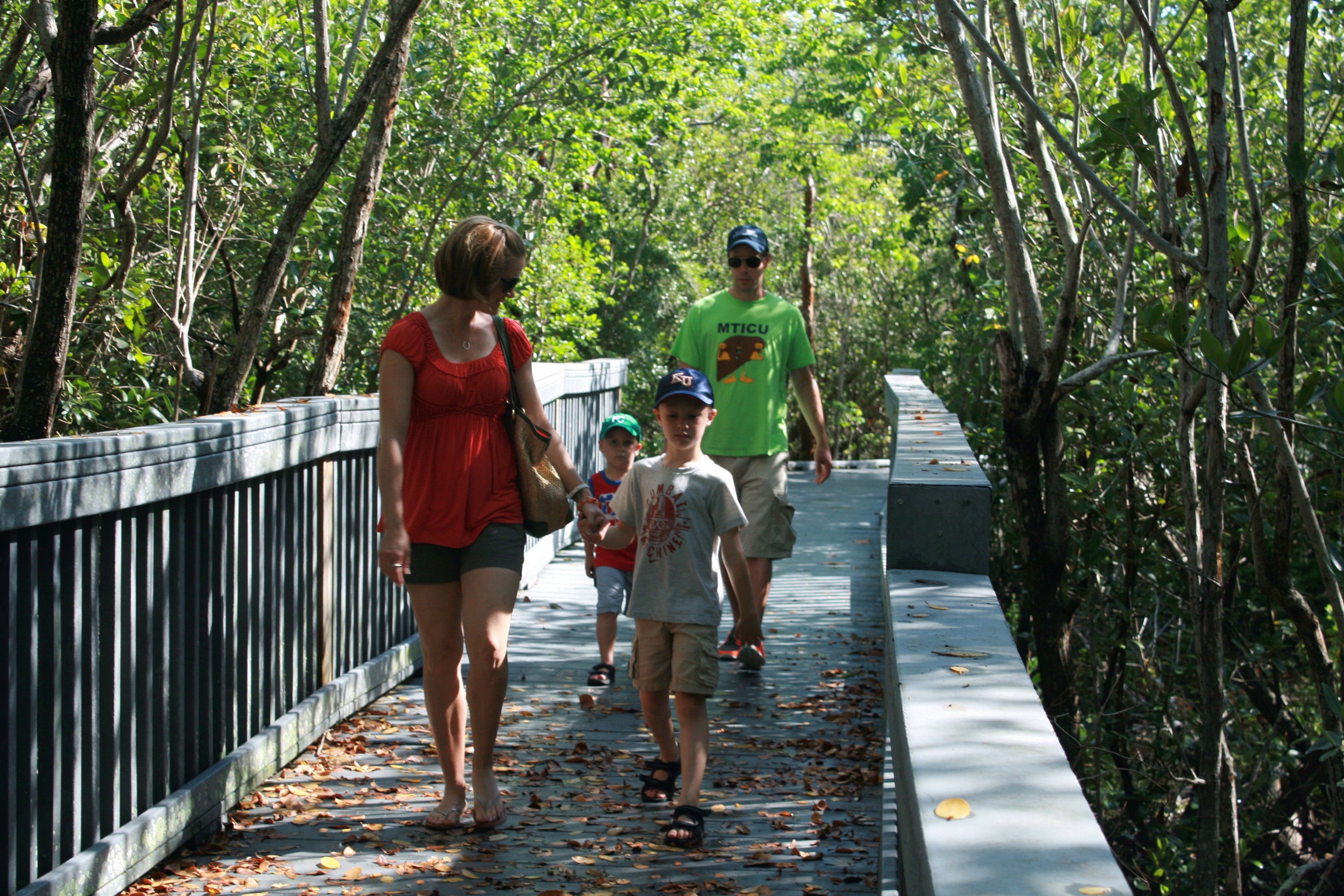 Ding Darling trail family