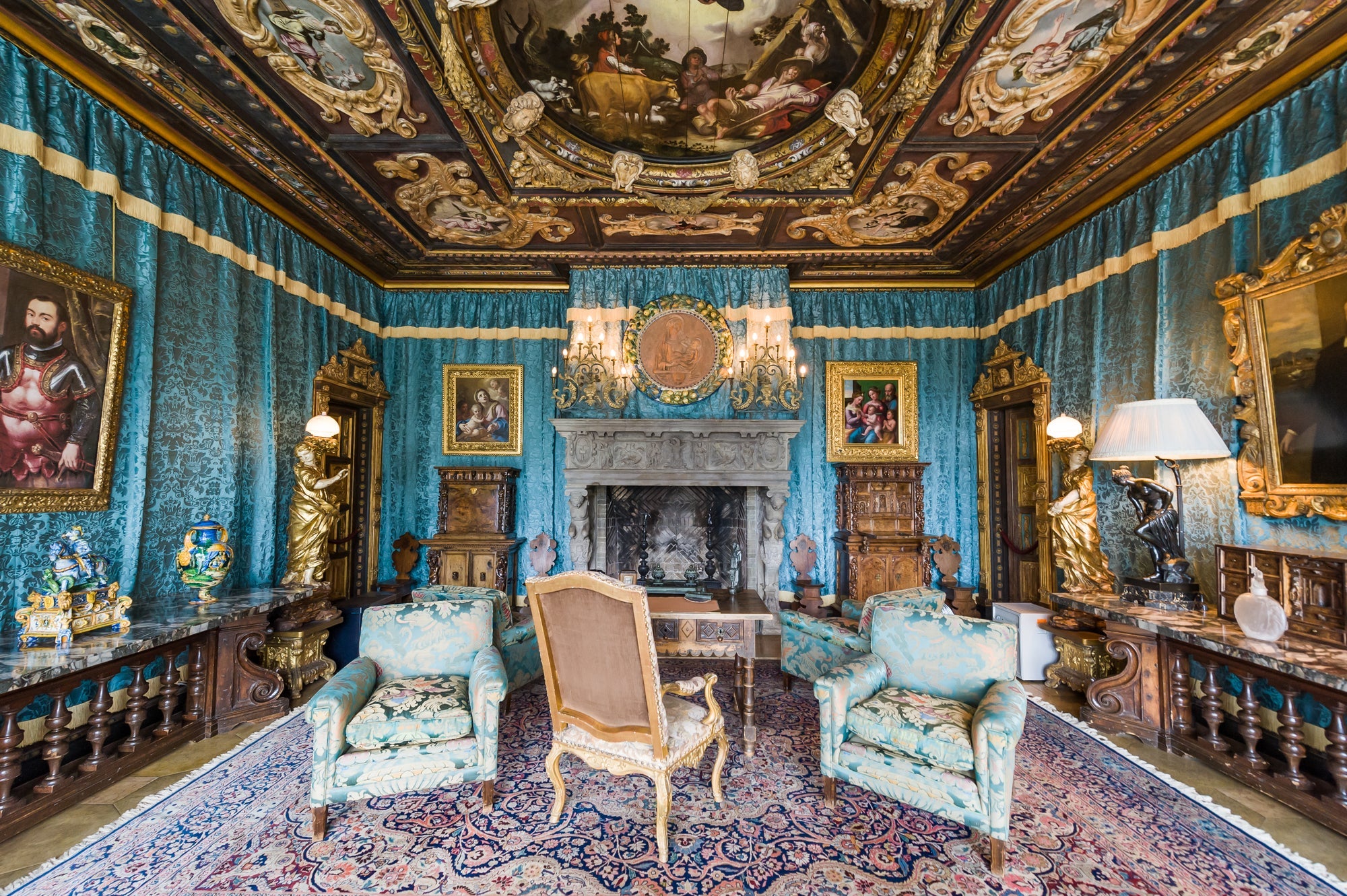 living room at Hearst Castle