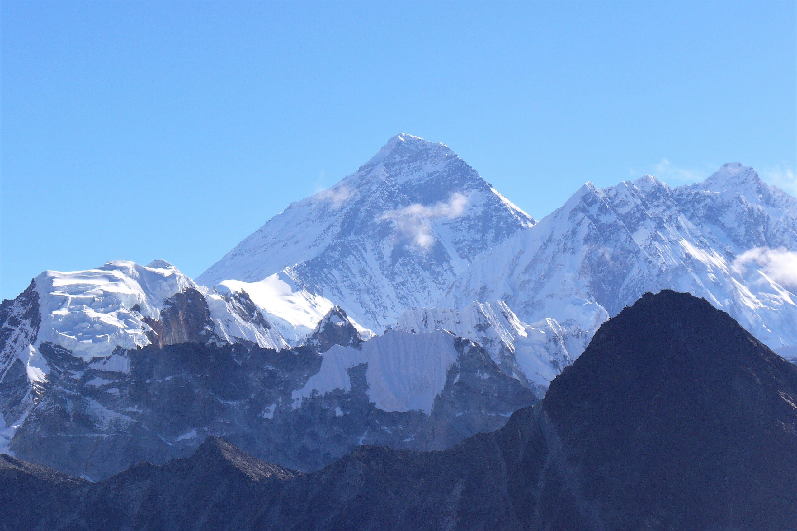 The view of Mount Everest from Gokyo Ri. (Photo by Brian Biros / The Points Guy)