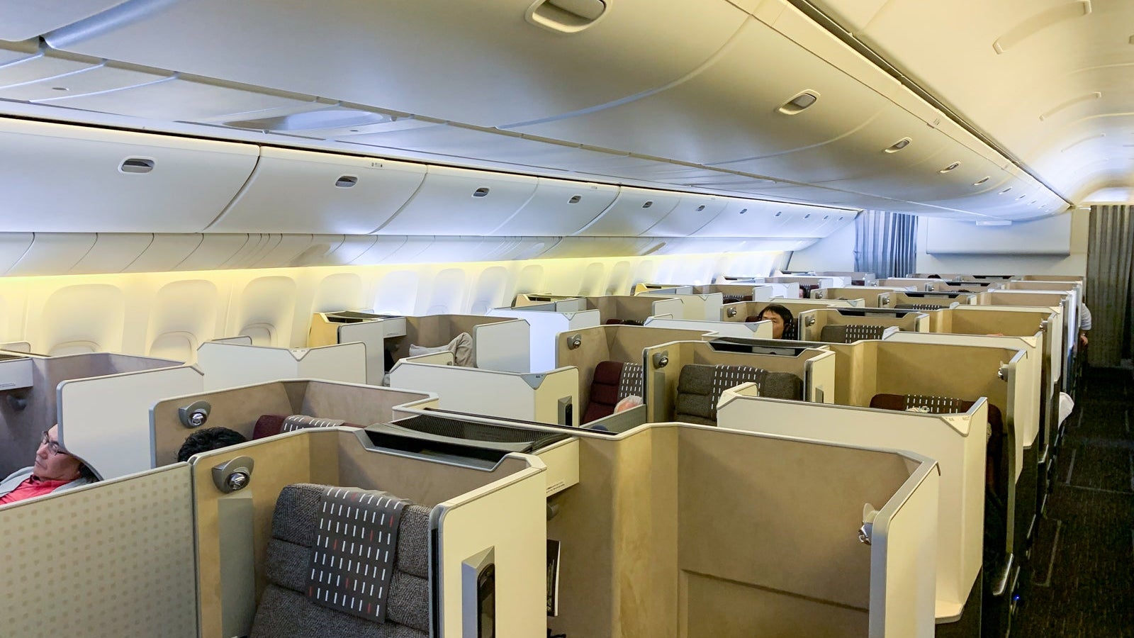 JAL B77W C HND JFK