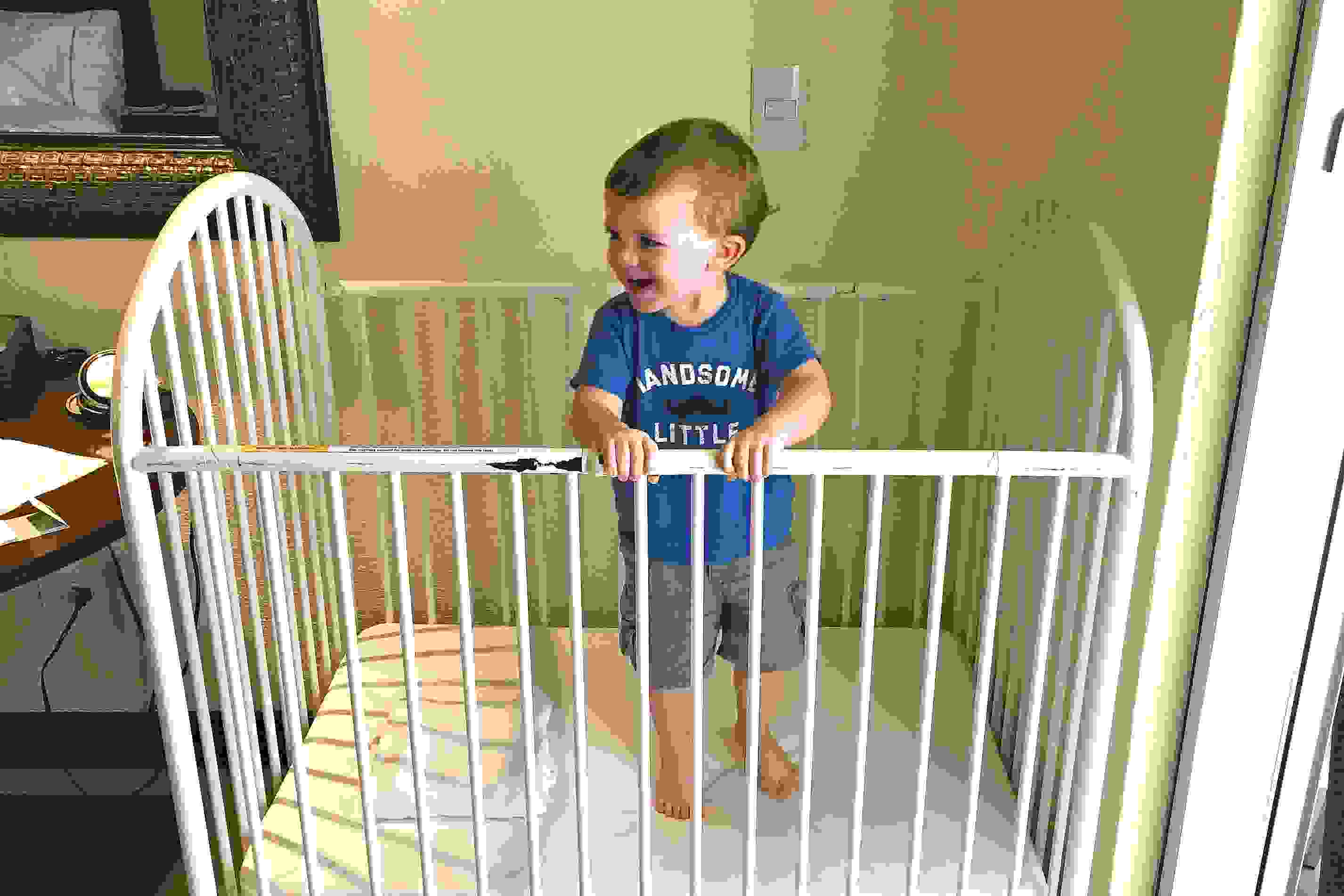 Hotel cribs may not always be up to safety standards. (Image by Leslie Harvey.)