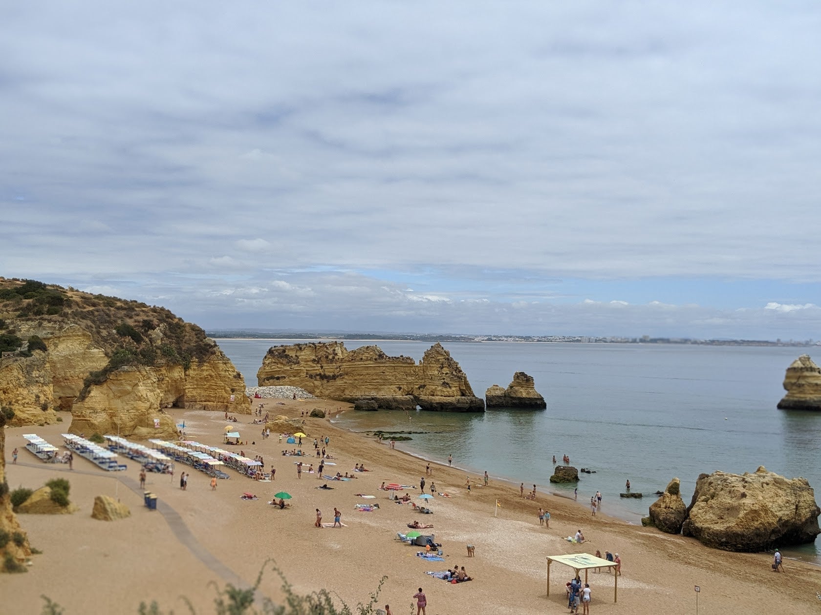 Praia de Dona Ana (Photo by Jennifer Yellin / Deals We Like)