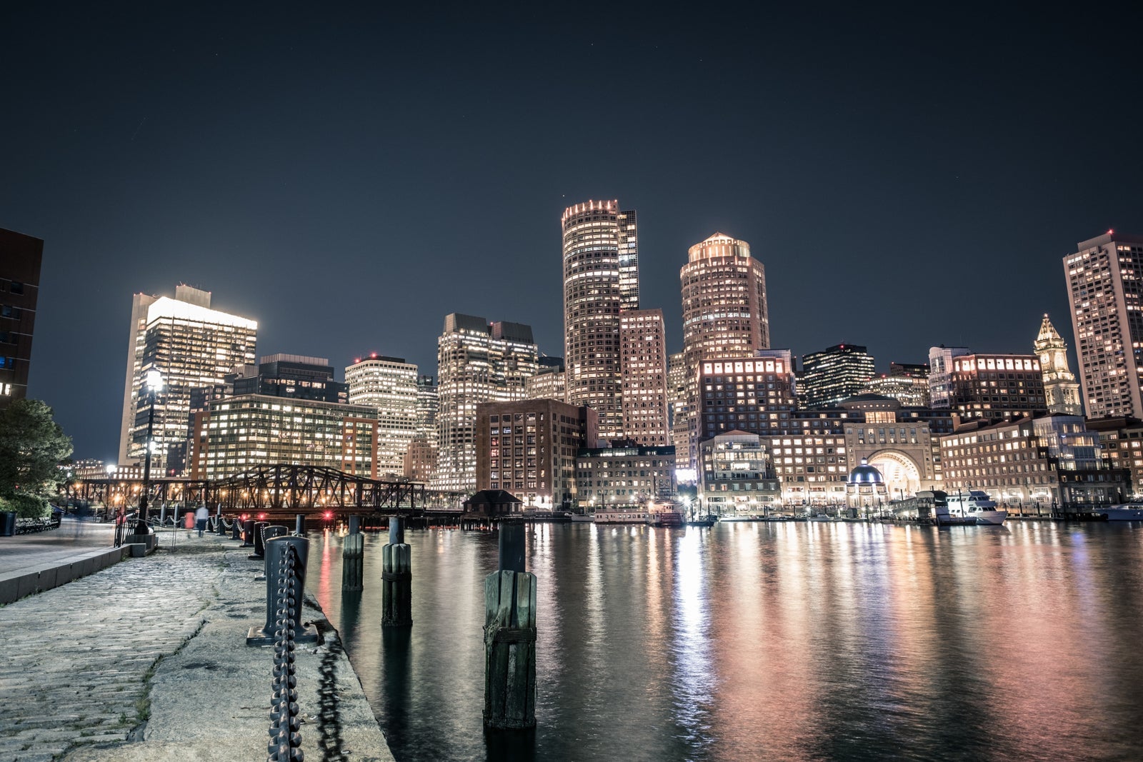 Boston Skyline. (Photo by lance anderson / Unsplash)
