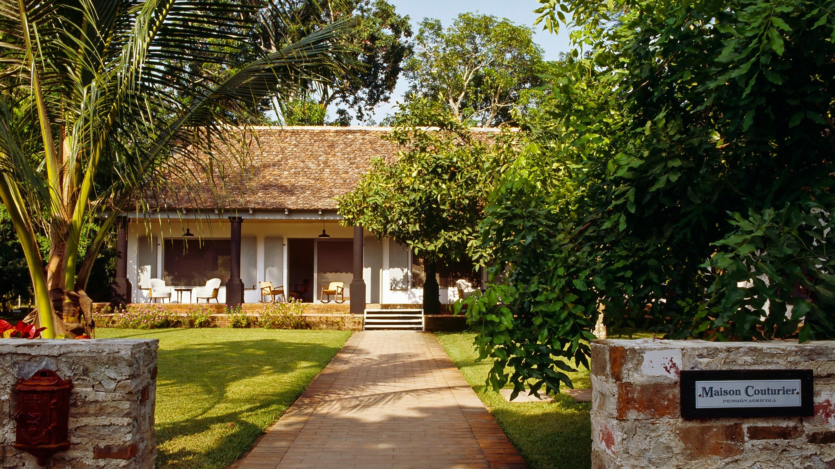 Maison Couturier - a Category 4 Marriott Property for 25,000 points per night