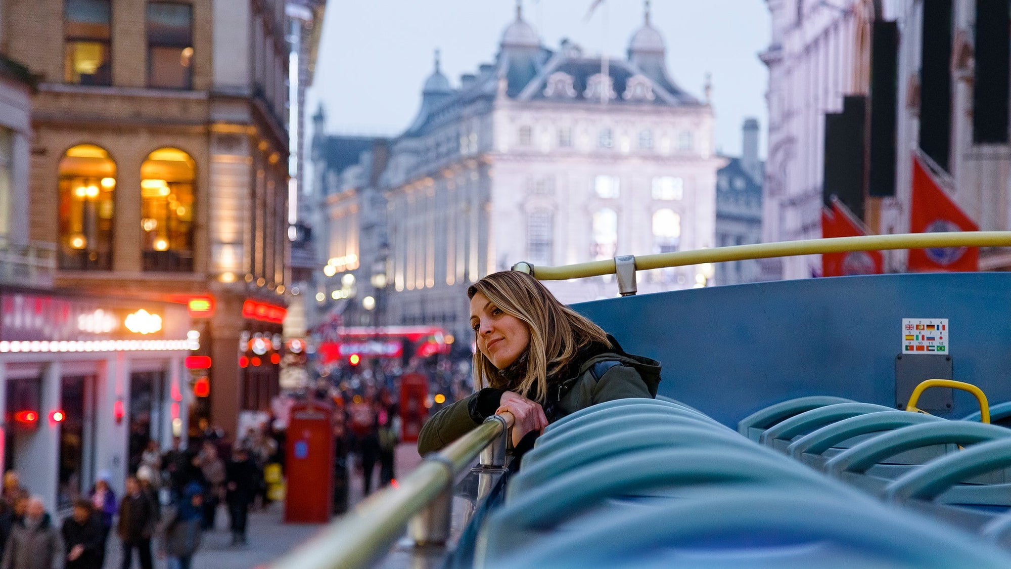 Tourist take a bus tour in London