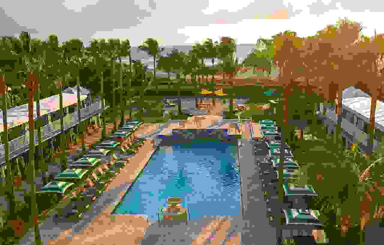 (Photo courtesy of the Kimpton Surfcomber)
