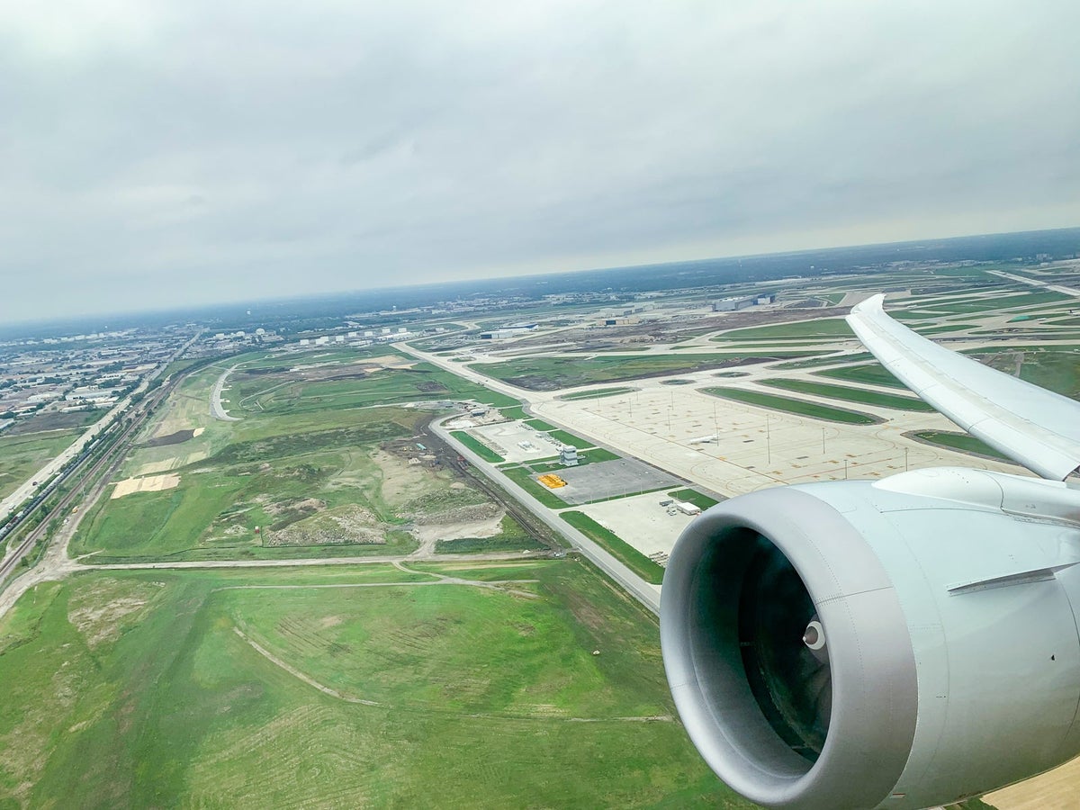 I just flew in a rear-facing seat — Here's what it was like - The ...