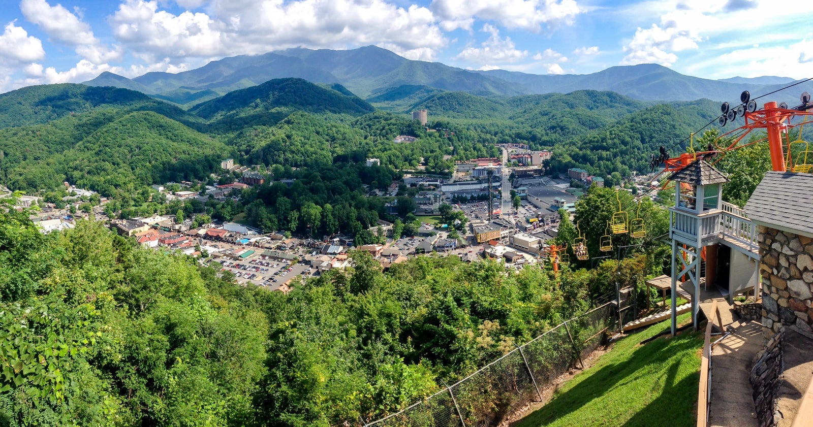 View of Gatlinburg, TN from the chairlift (Photo by Caitlin Riddell/The Points Guy)