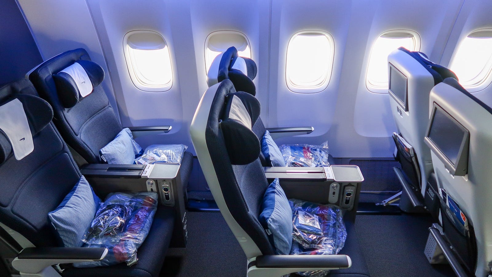 British Airways Refurbished 777 Premium Economy Review LHR-JFK