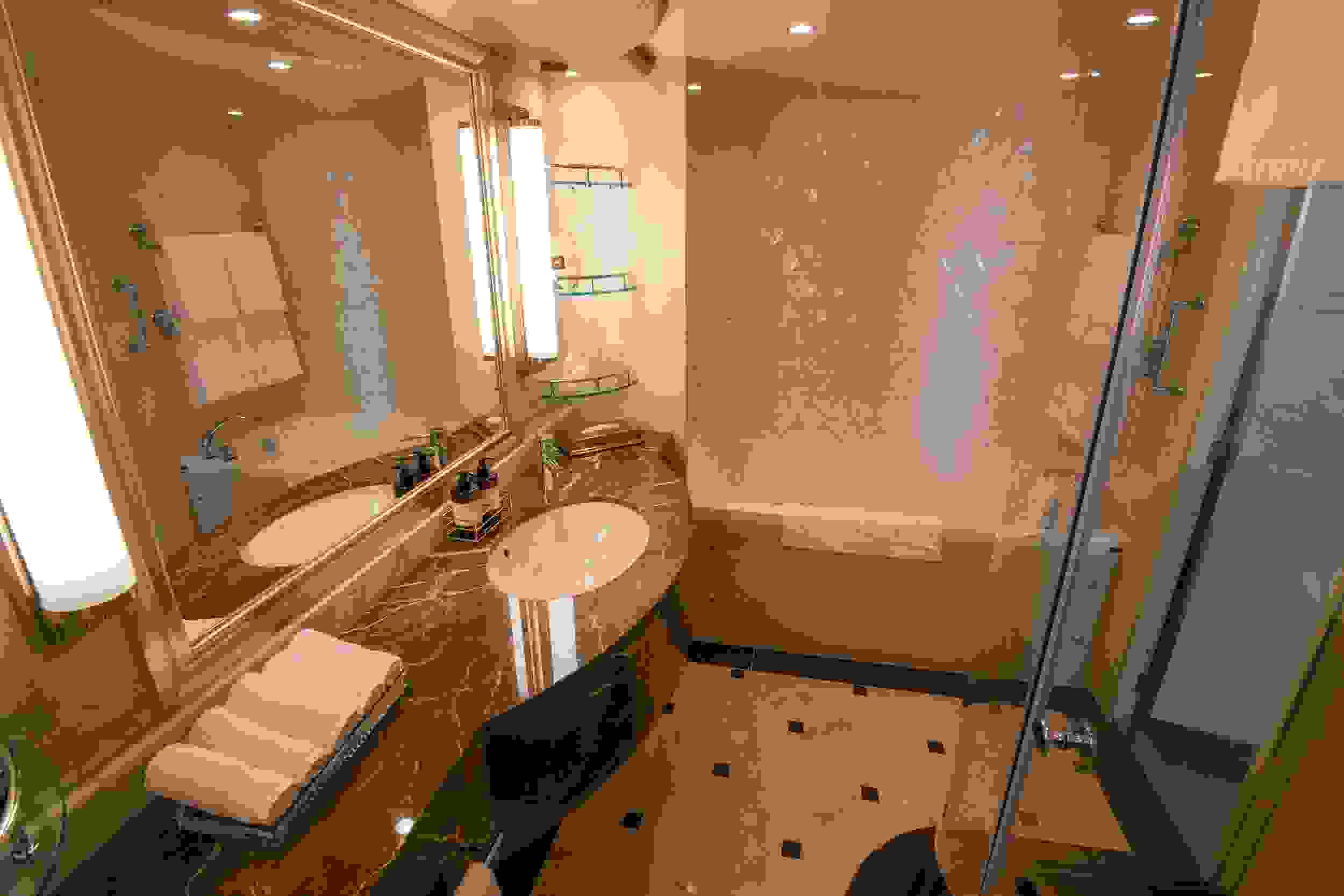 The master bathroom of a Sky Suite on Sky Princess.(Photo by Gene Sloan / The Points Guy.)
