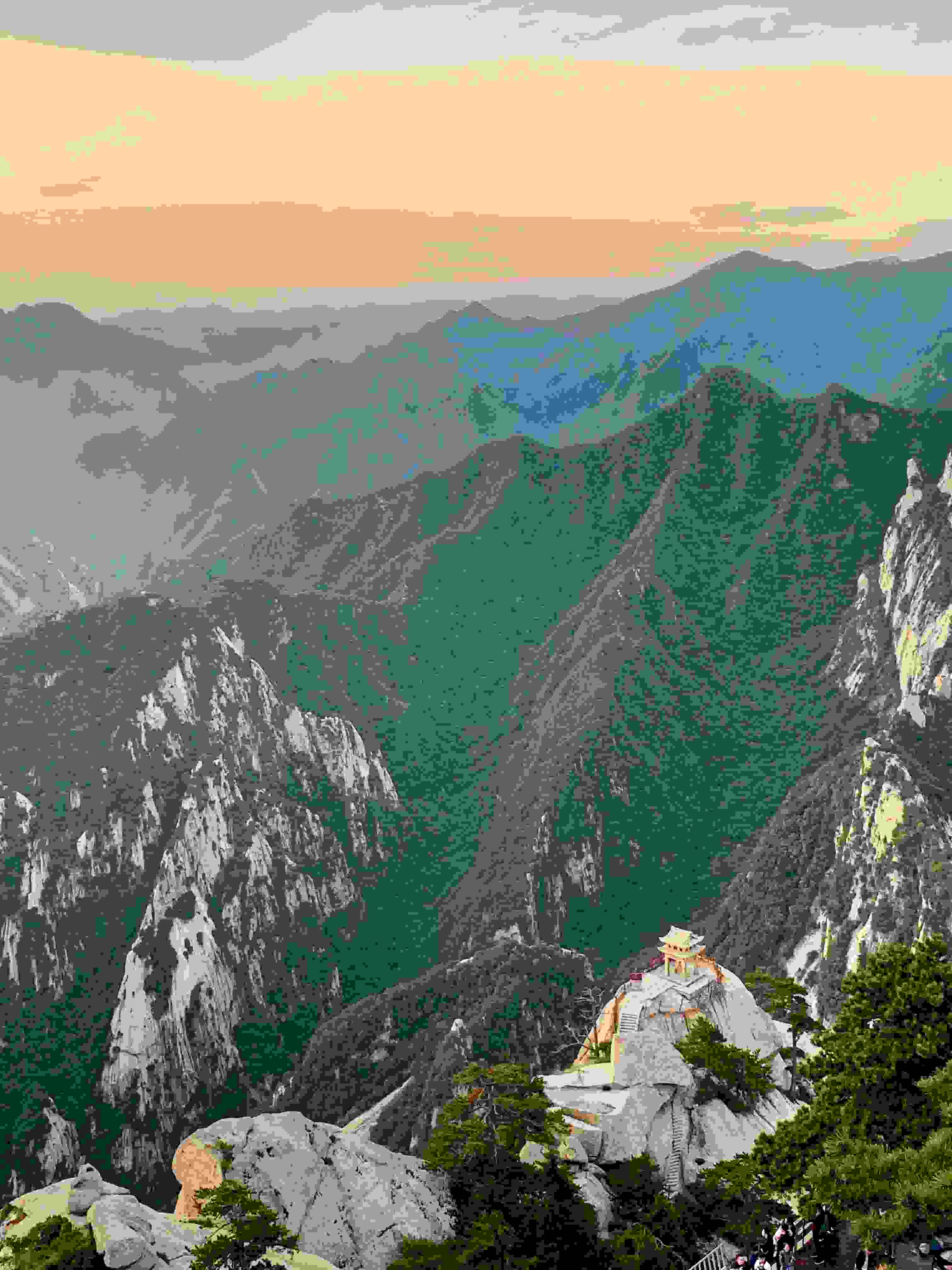 Mount Huashan. Photo by Ethan Steinberg/TPG