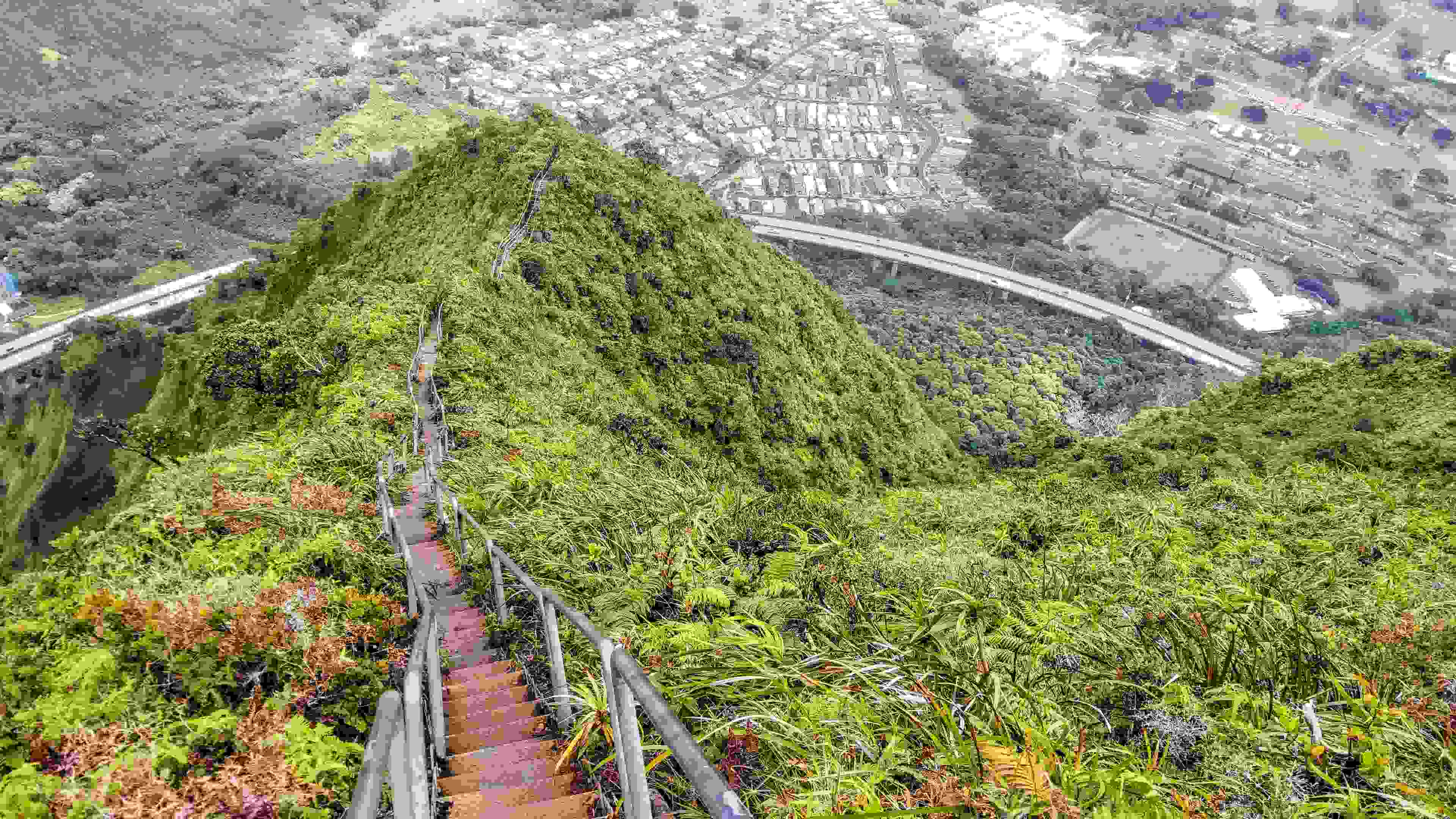 hawaii oahu haiku stairs (Photo by Joseph Hostetler/ The Points Guy)
