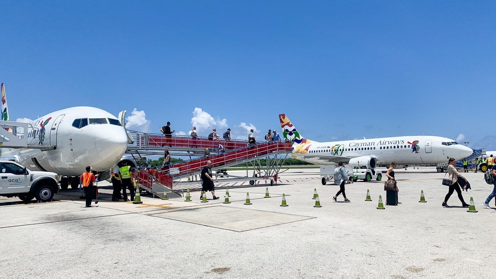 20190607_Cayman-Airways_Economy_SMayerowitz-35
