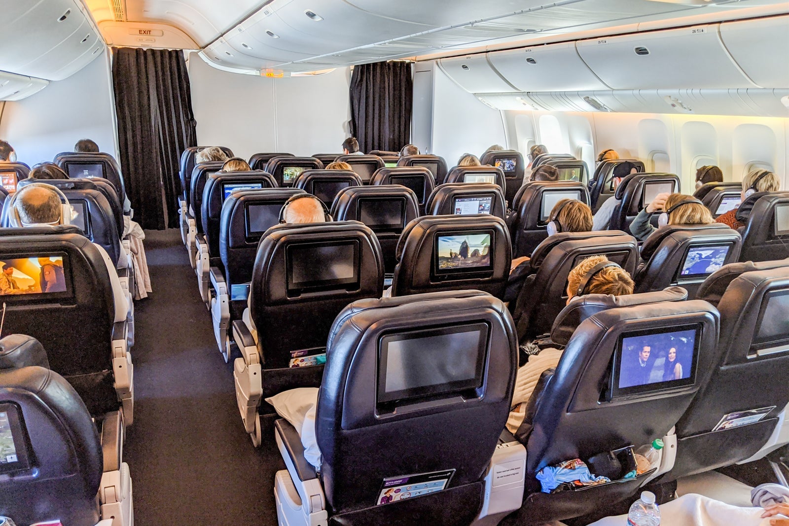 Review: Air New Zealand 777-300ER Premium Economy - The