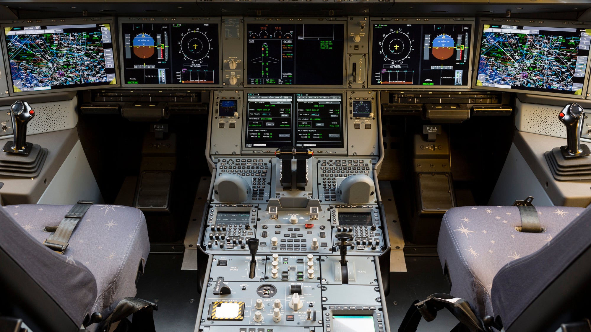 Airbus A350-1000 Cockpit