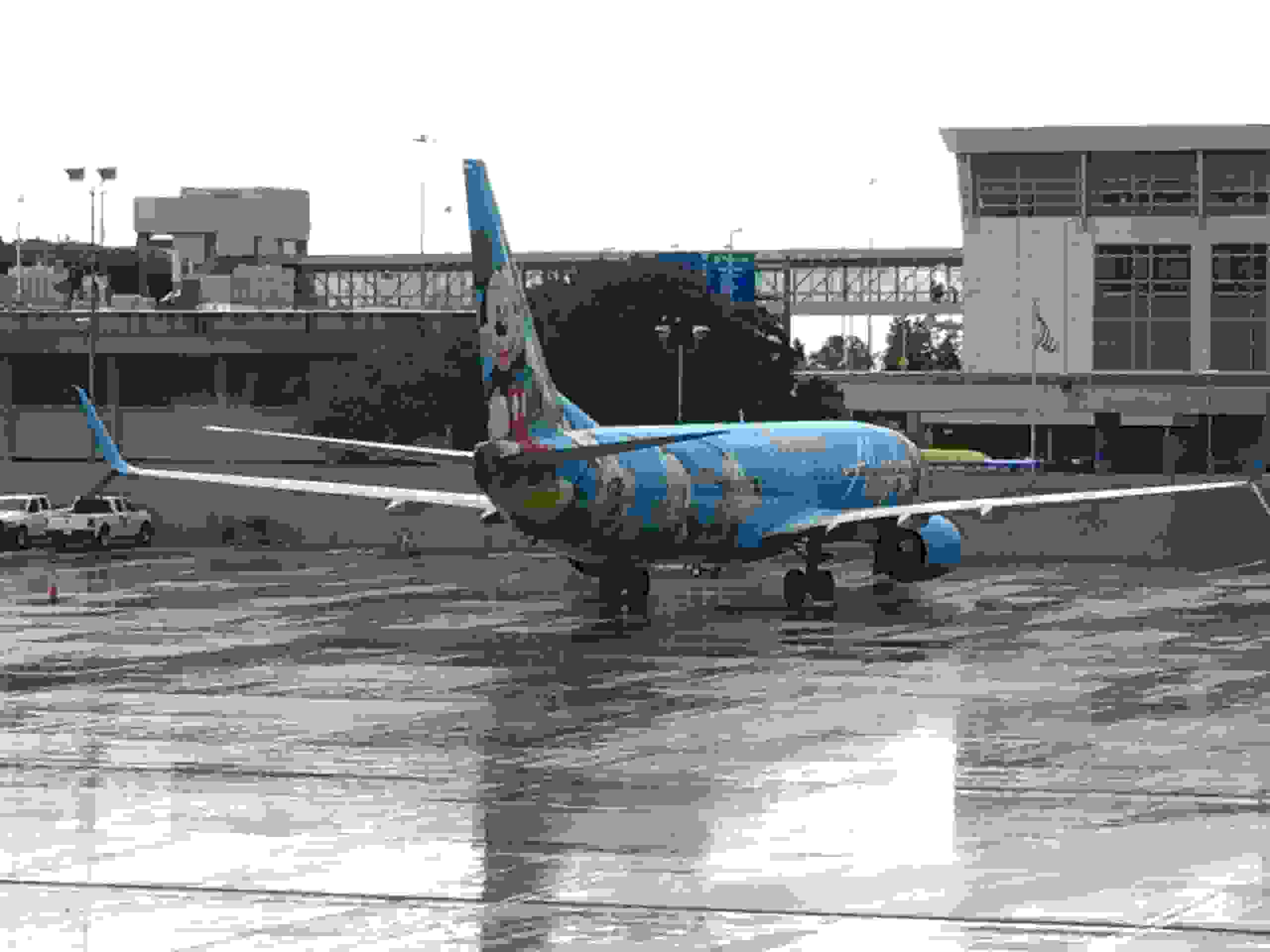 Alaska Airlines' Spirit of Disneyland® II at Sacramento International Airport. (Photo by Benét J. Wilson)