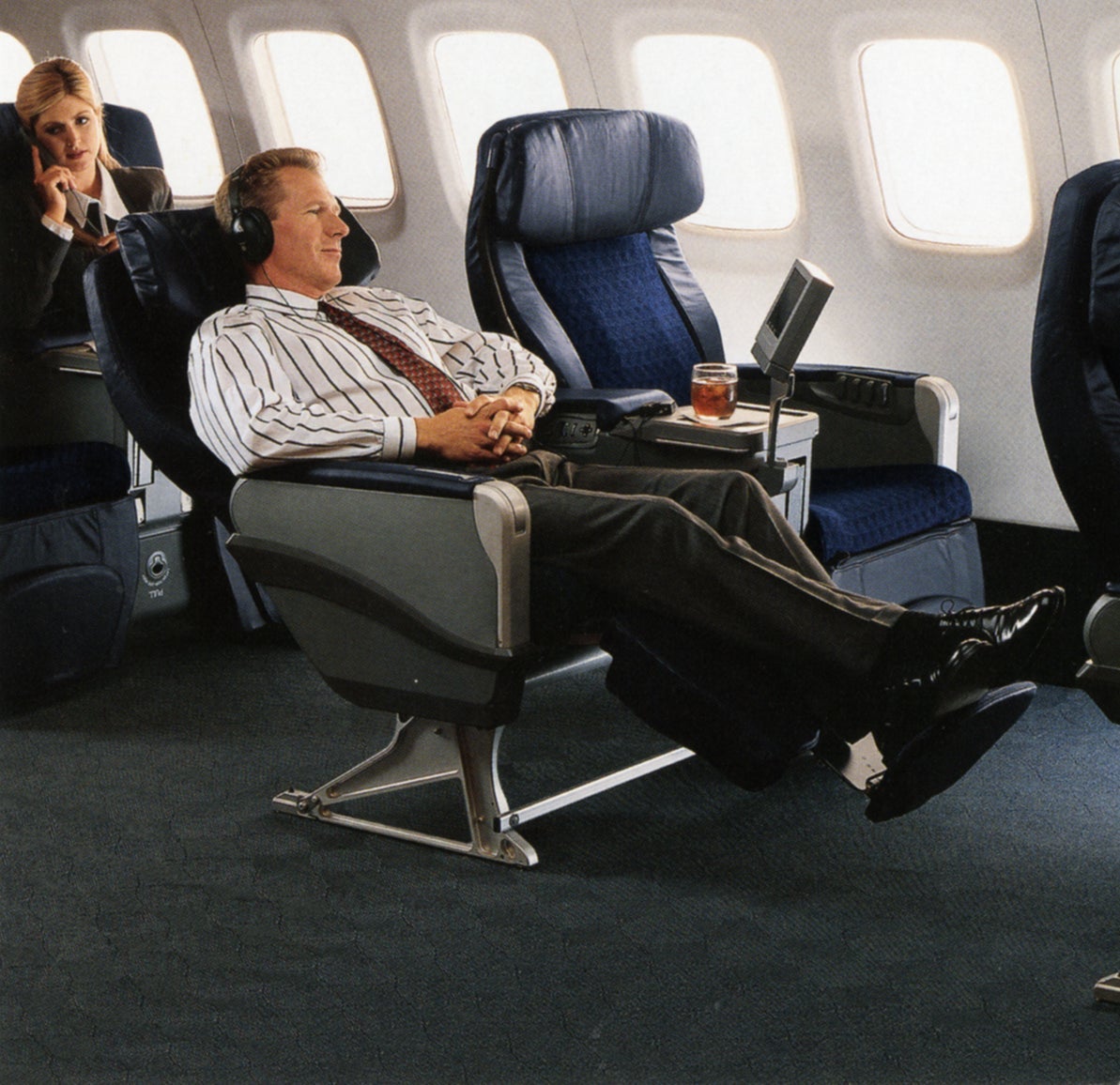 American Airlines' early-2000s business class on the Boeing 777 (Photo courtesy of American Airlines)