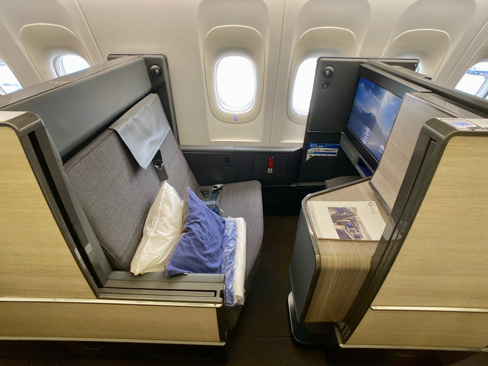 ANA's The Room business-class seat.