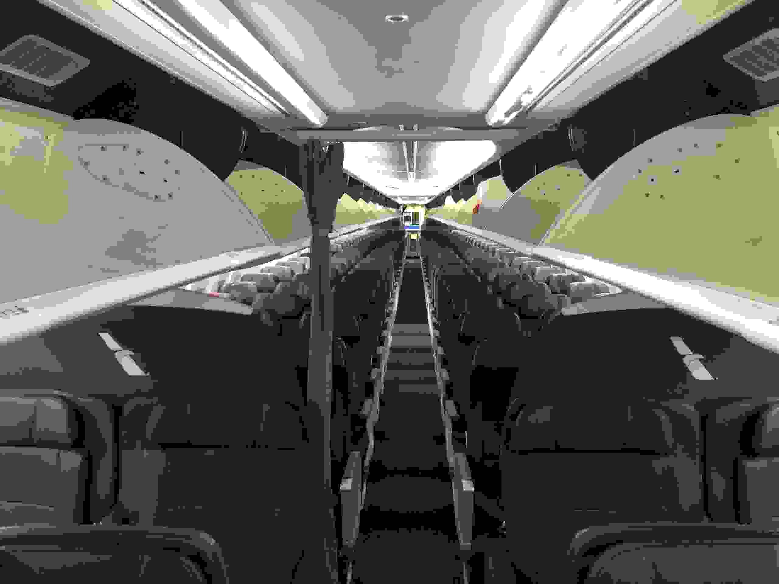 An American 737 with the updated 'Project Oasis' interior. (Photo courtesy of American Airlines)
