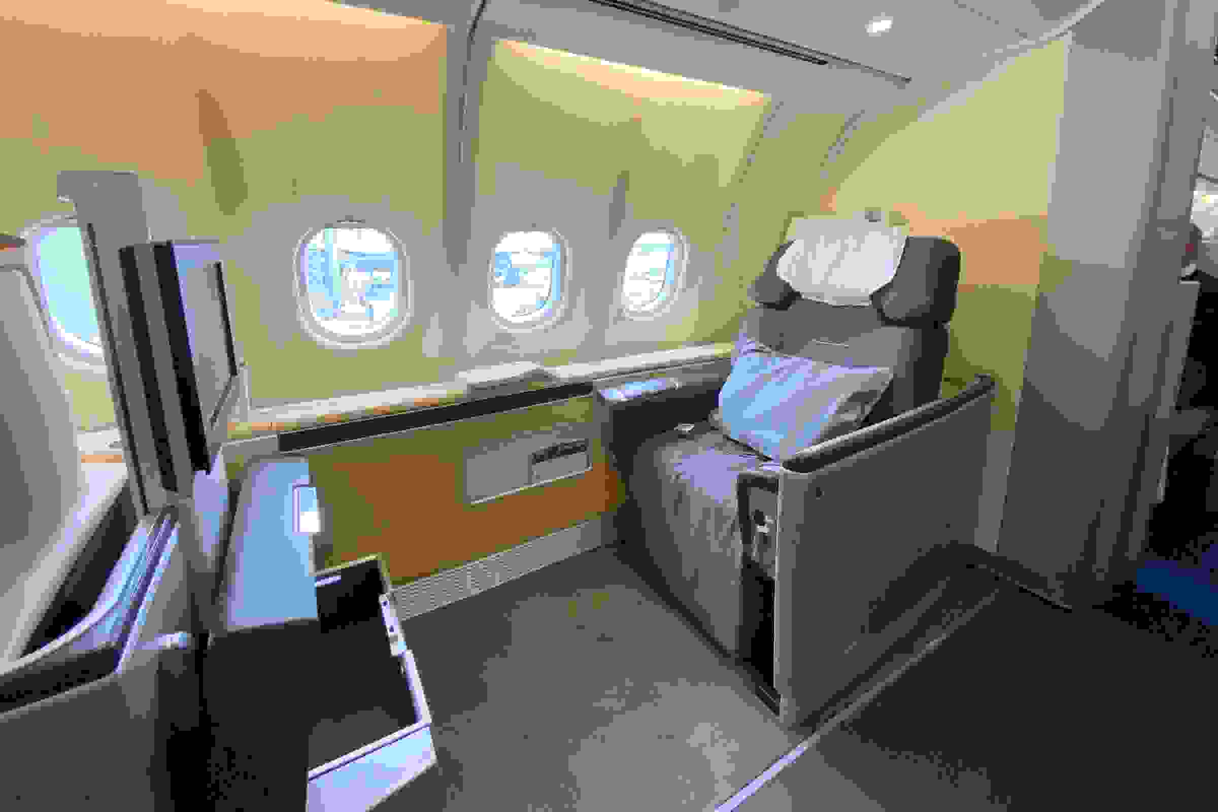 Lufthansa First Class (Photo by Zach Honig/The Points Guy)