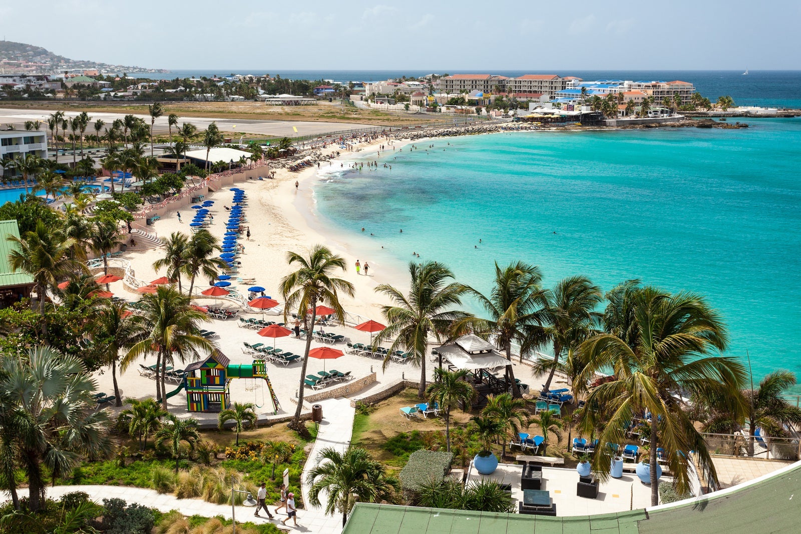 Sonesta Maho Beach Resort