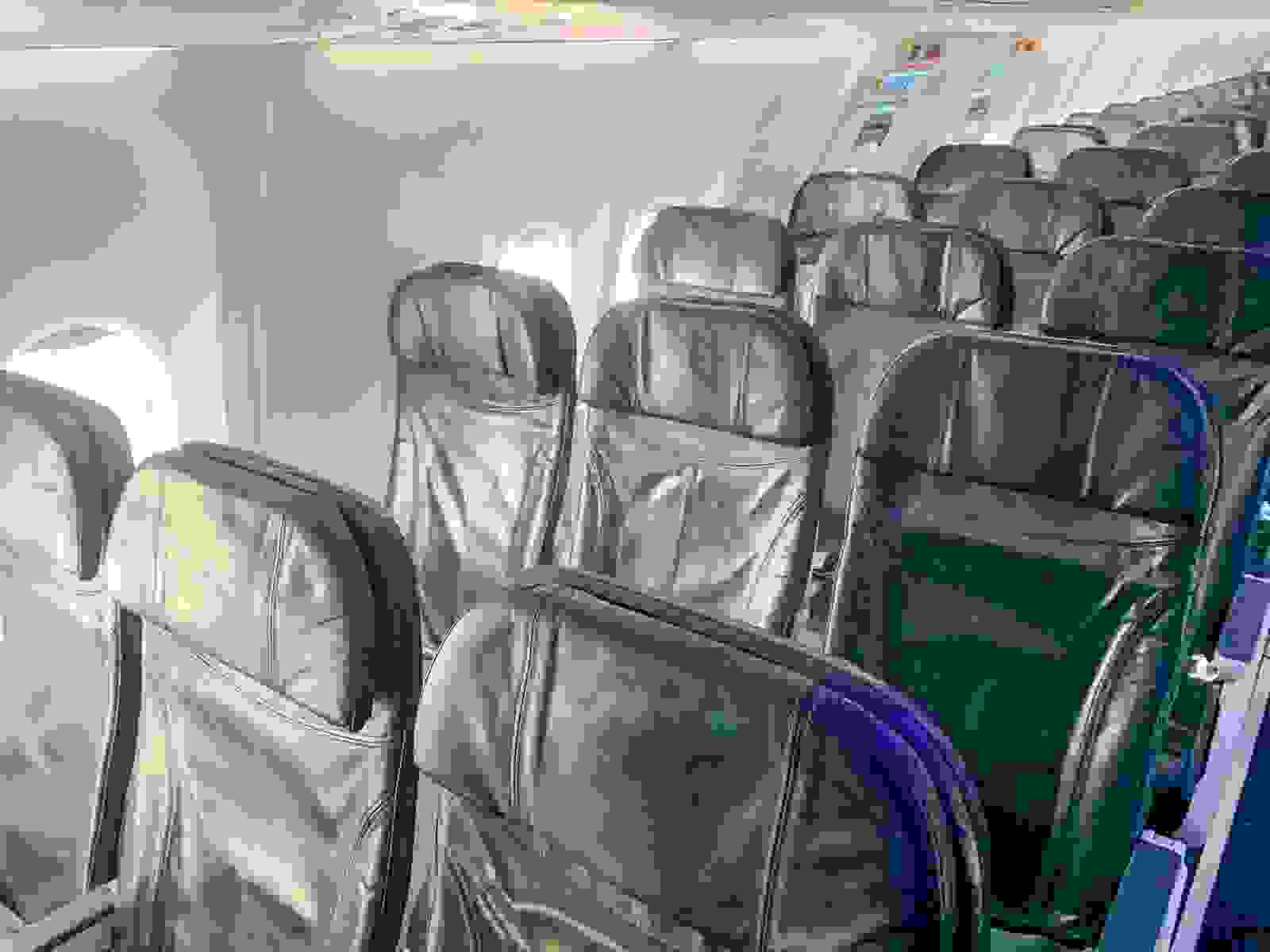 Coach seating on Alaska Airlines Economy SFO-EWR. (Photo by Clint Henderson/The Points Guy)
