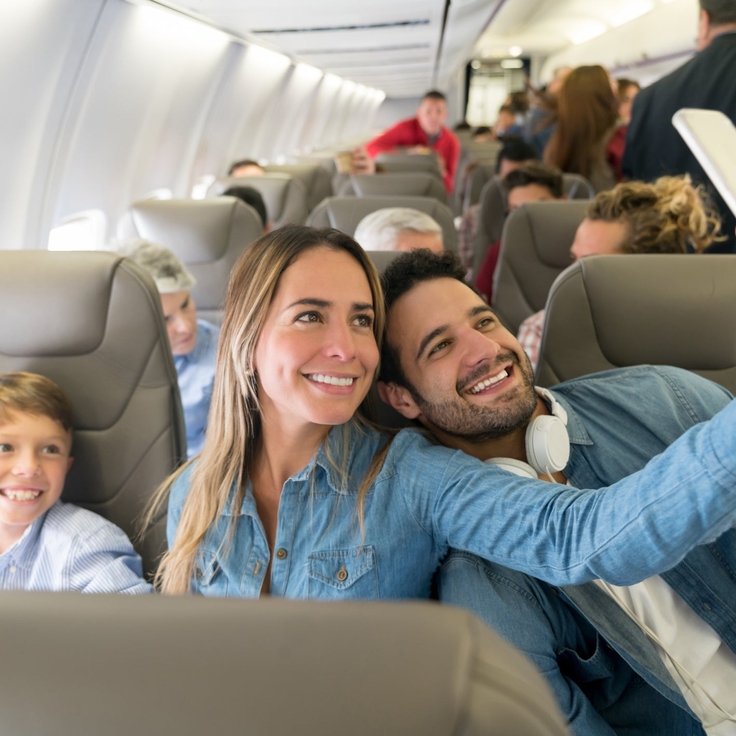 Are airlines required to seat families together? Your guide to airline family seating policies