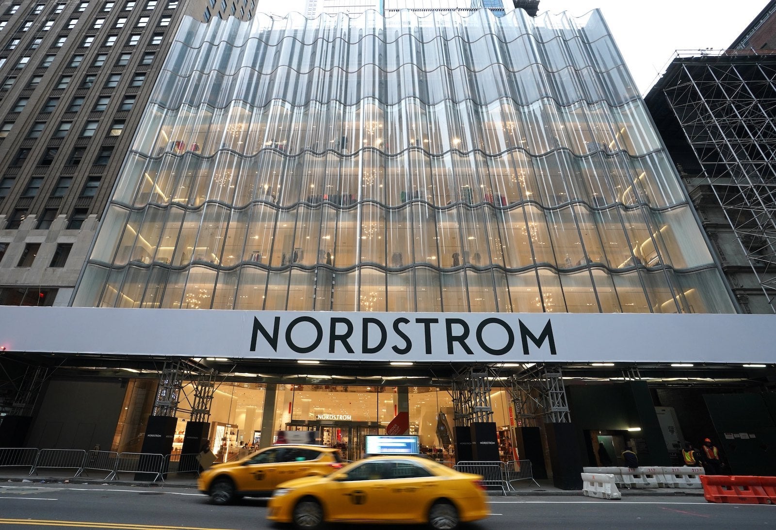 Nordstrom Visa Signature Card Offers Early Access to Anniversary Sale Nordstrom Visa Signature Card Offers Early Access to Anniversary Sale