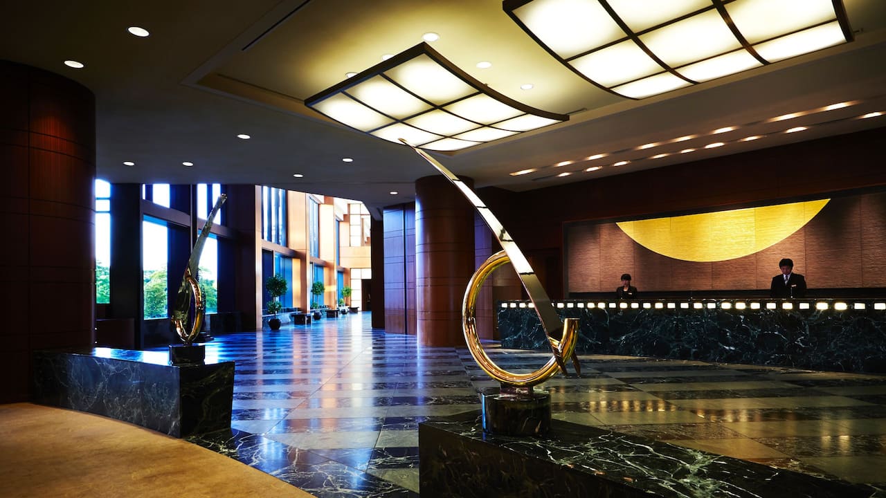 Hyatt Regency Osaka lobby