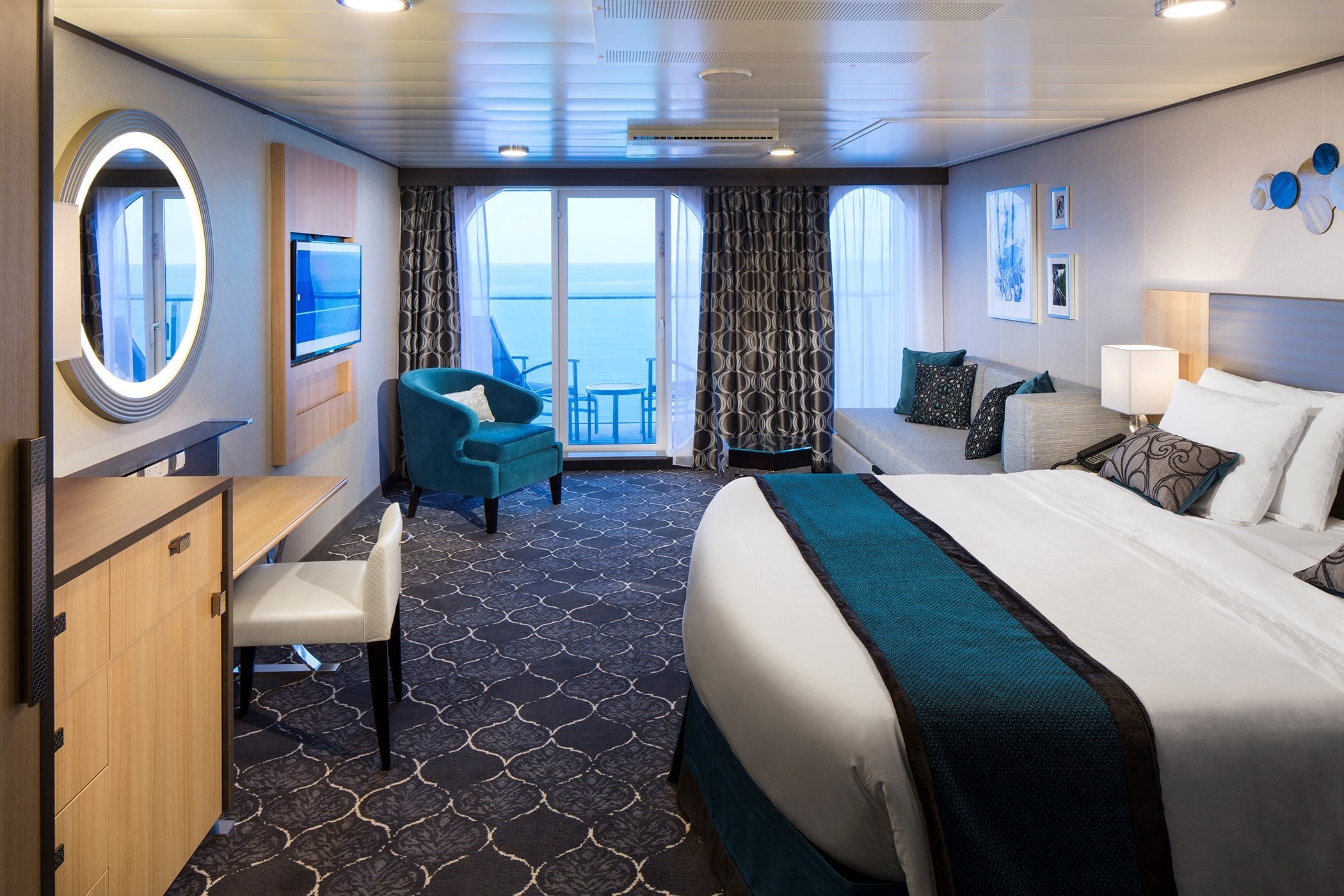 Harmony of the Seas junior suite