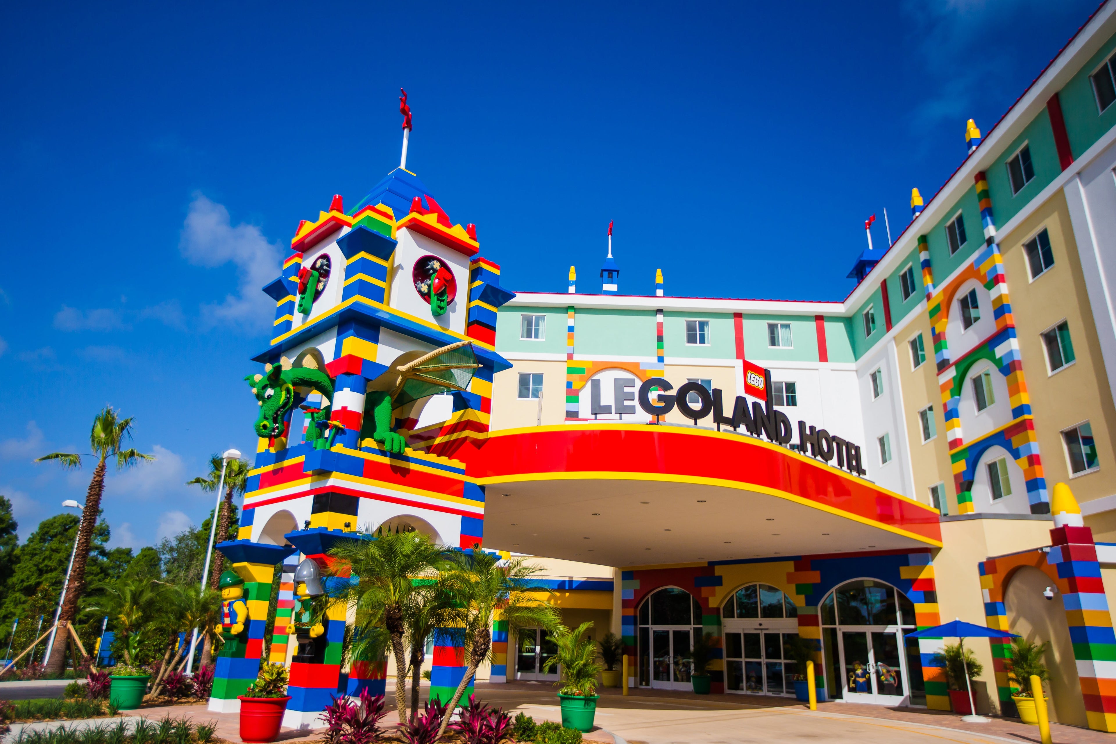 Legoland Hotel (PHOTO / Chip Litherland for LEGOLAND Florida/Merlin Entertainments Group Inc.)