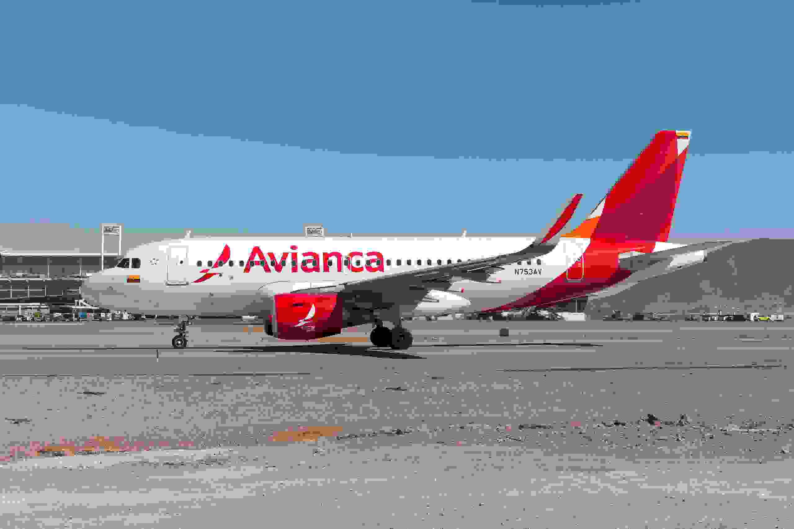 ARTURO MERINO BENITEZ AIRPORT, SANTIAGO, CHILE - 2019/03/19: An Avianca Airbus 319 taxiing at Santiago airport. (Photo by Fabrizio Gandolfo/SOPA Images/LightRocket via Getty Images)