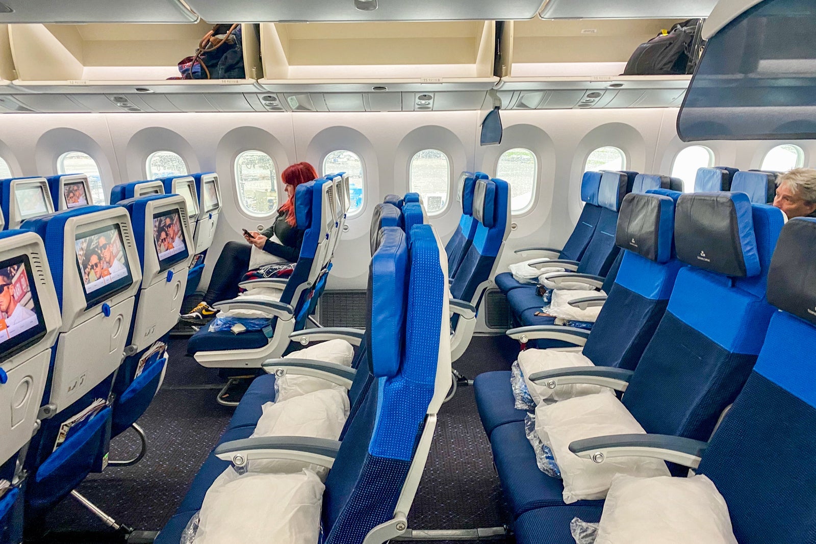 KLM 789 in Y AMS-JFK