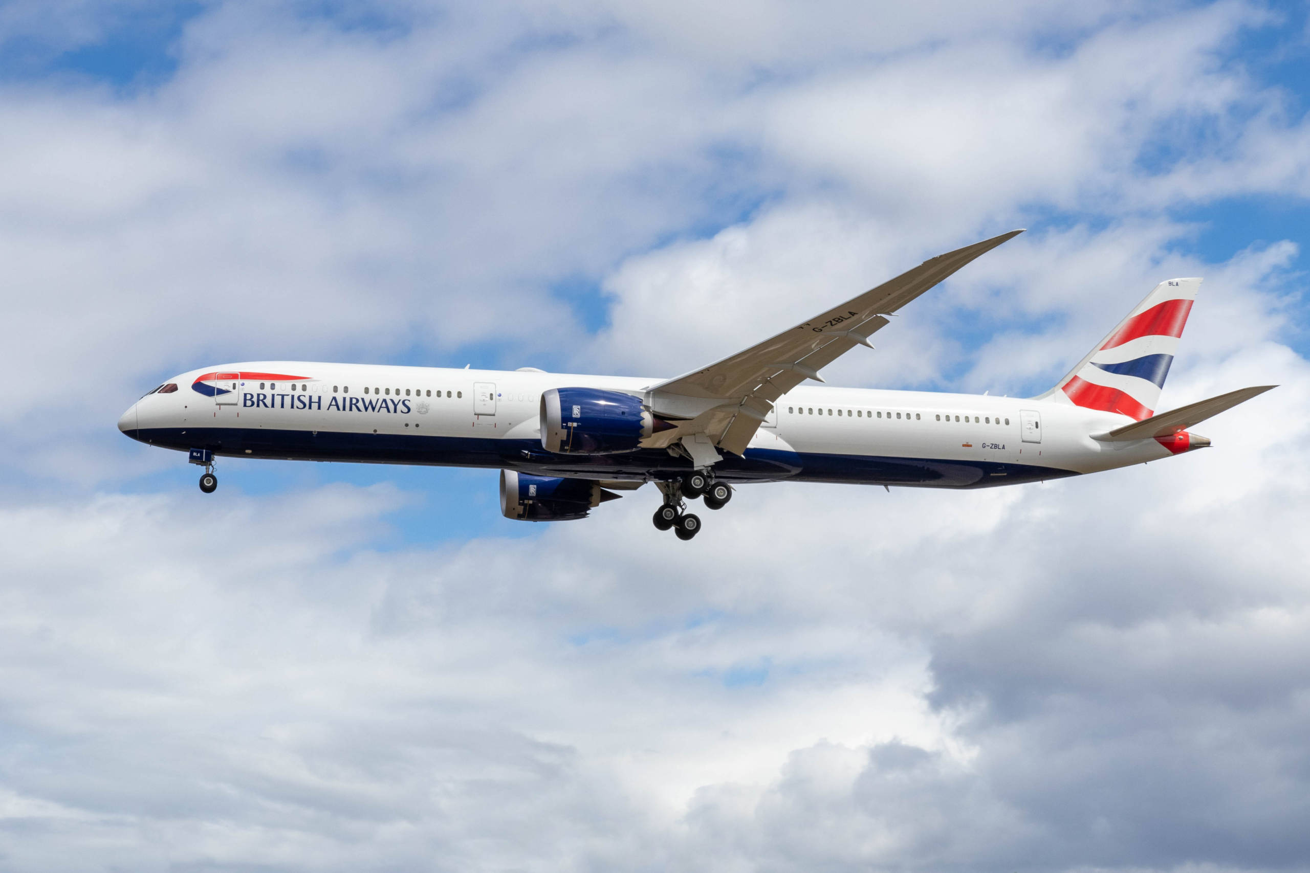 BRITISH AIRWAYS ボーイング787-10 After months of delays, British Airways finally gets its