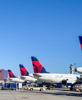 Delta jets at SLC