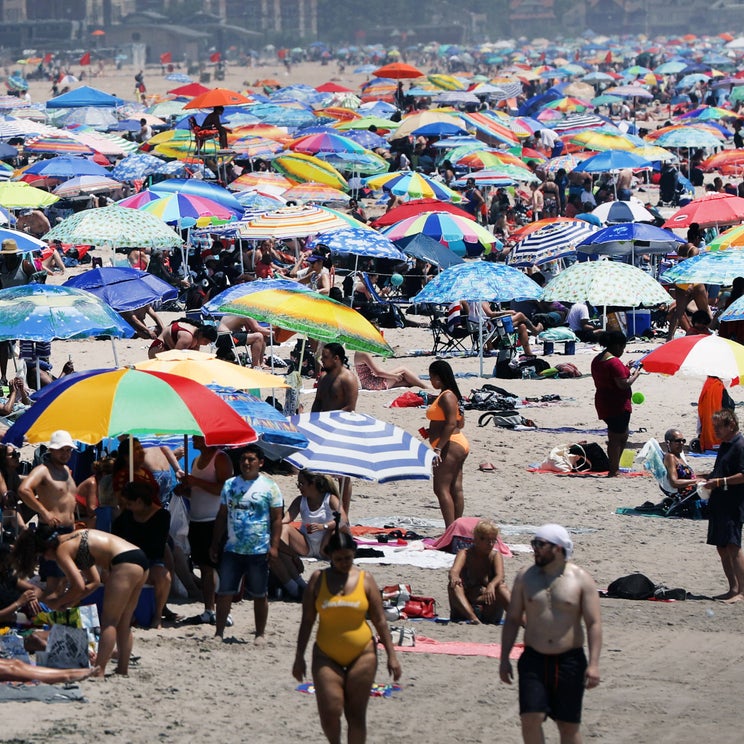 The travel tips TPG's staff didn't know they needed for navigating crowds and heat this summer