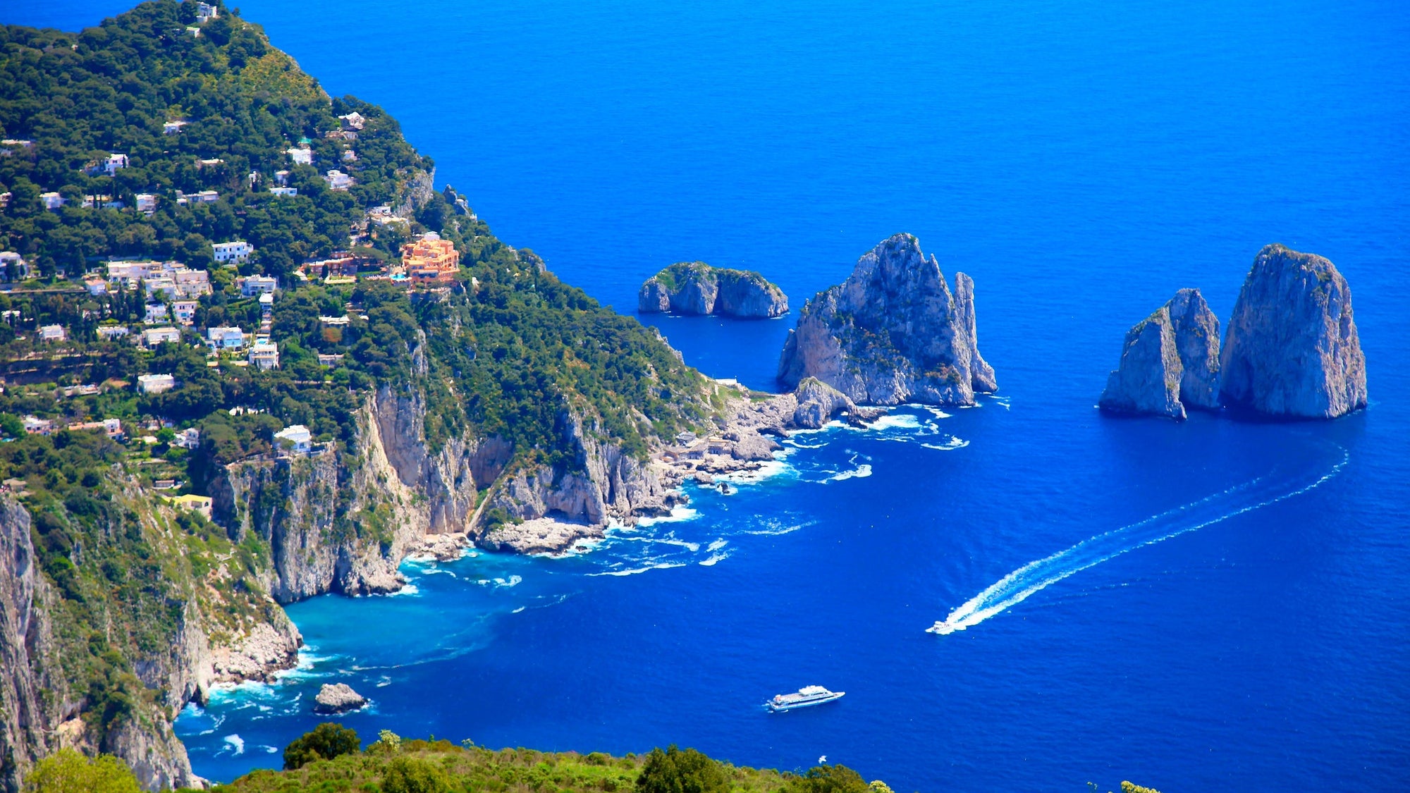 Capri panorama, Faraglioni, Tyrrhenian sea, Bay of Naples, Italy