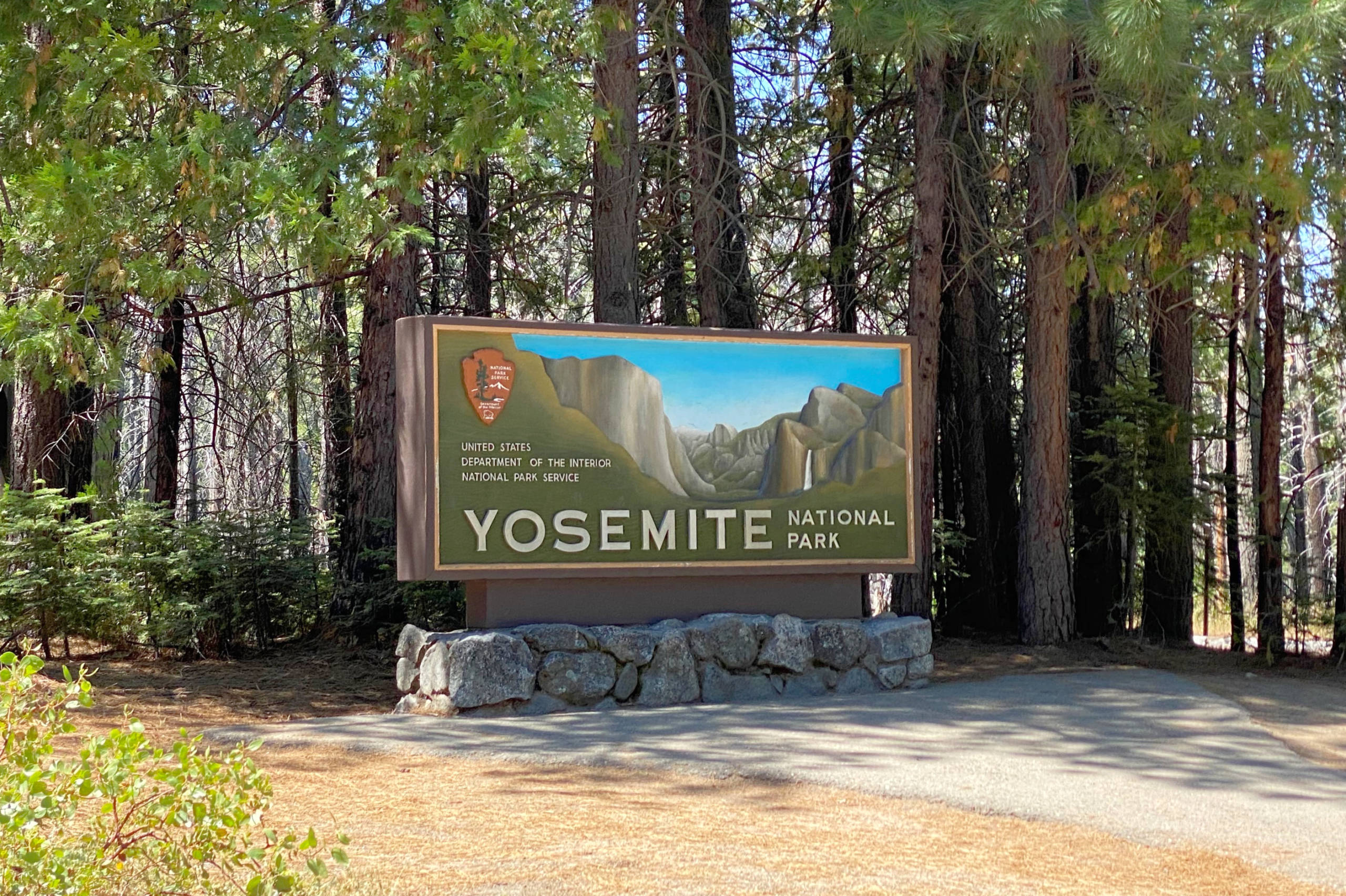 Yosemite National Park Sign