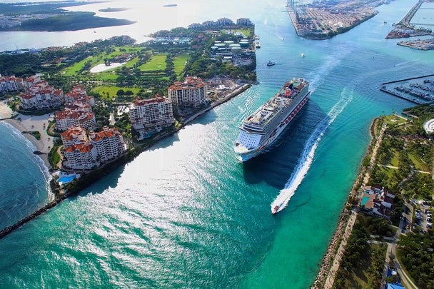 shutterstock\_543300988