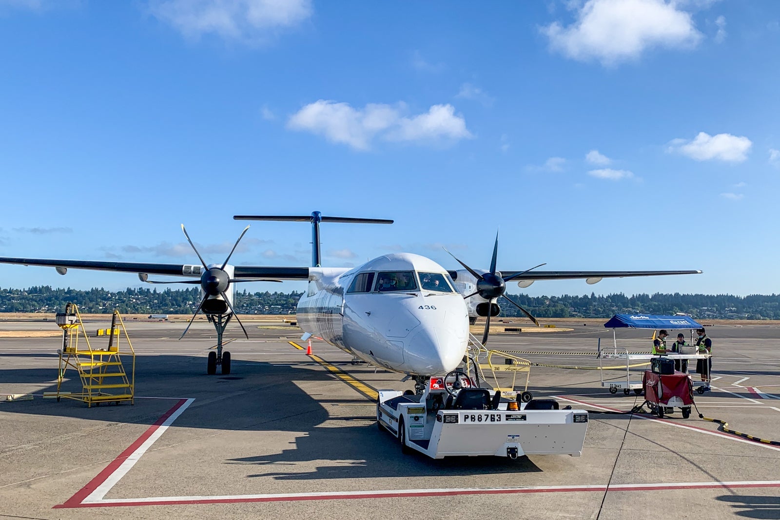 An Alaska Airlines Dash-8 Q400 plane from September 2020.